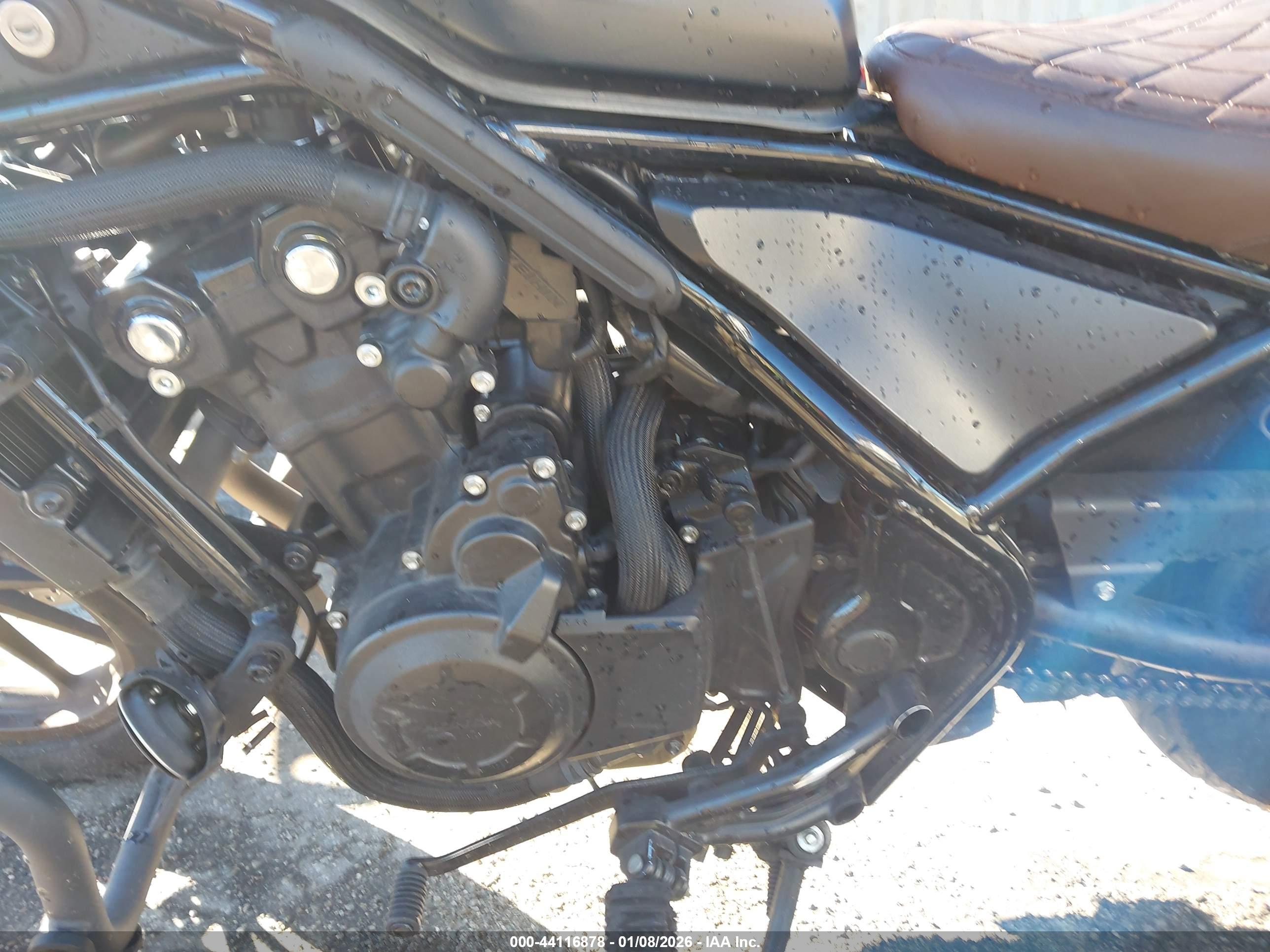 HONDA CMX500 image 9