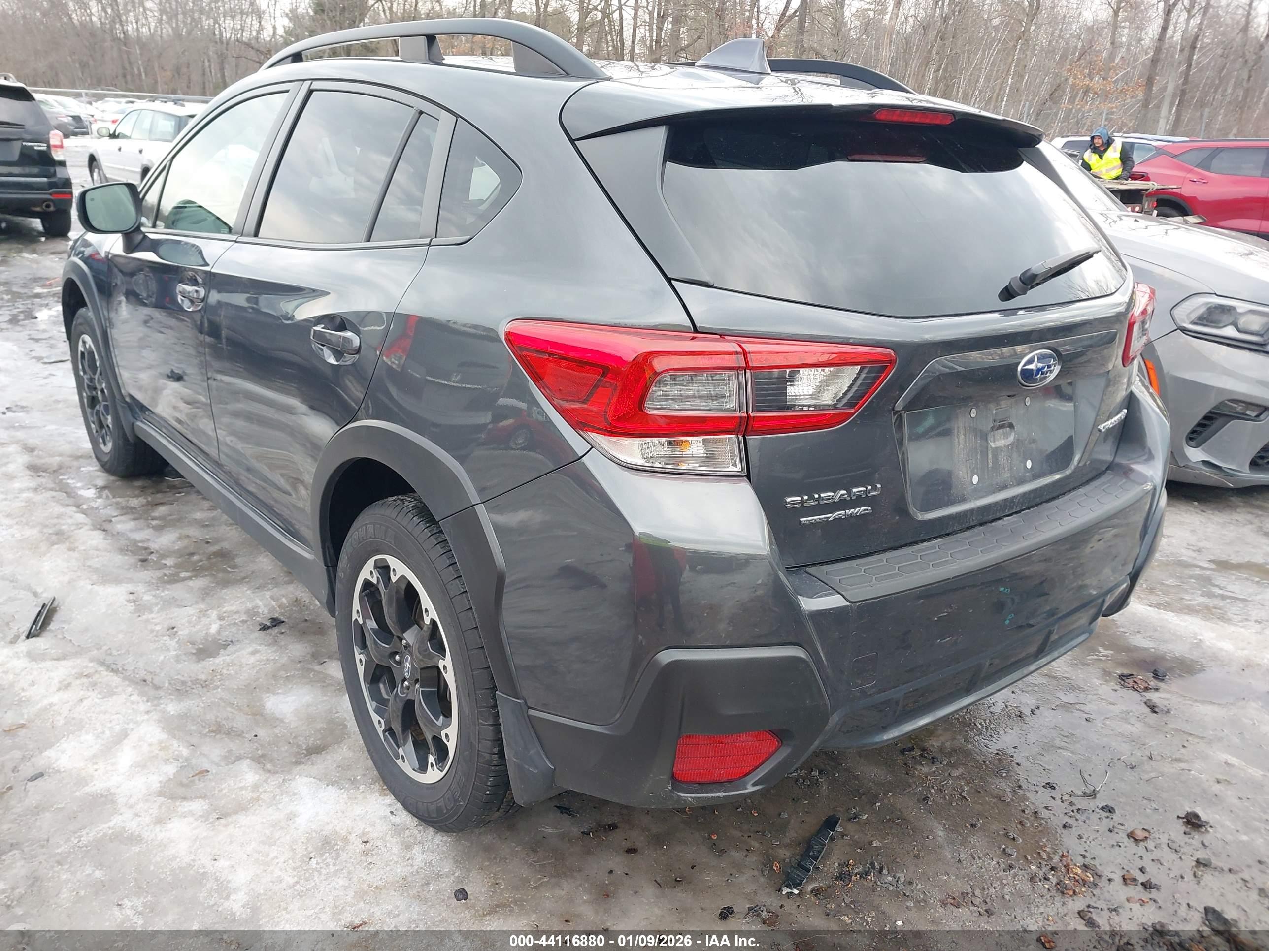 SUBARU CROSSTREK image 3