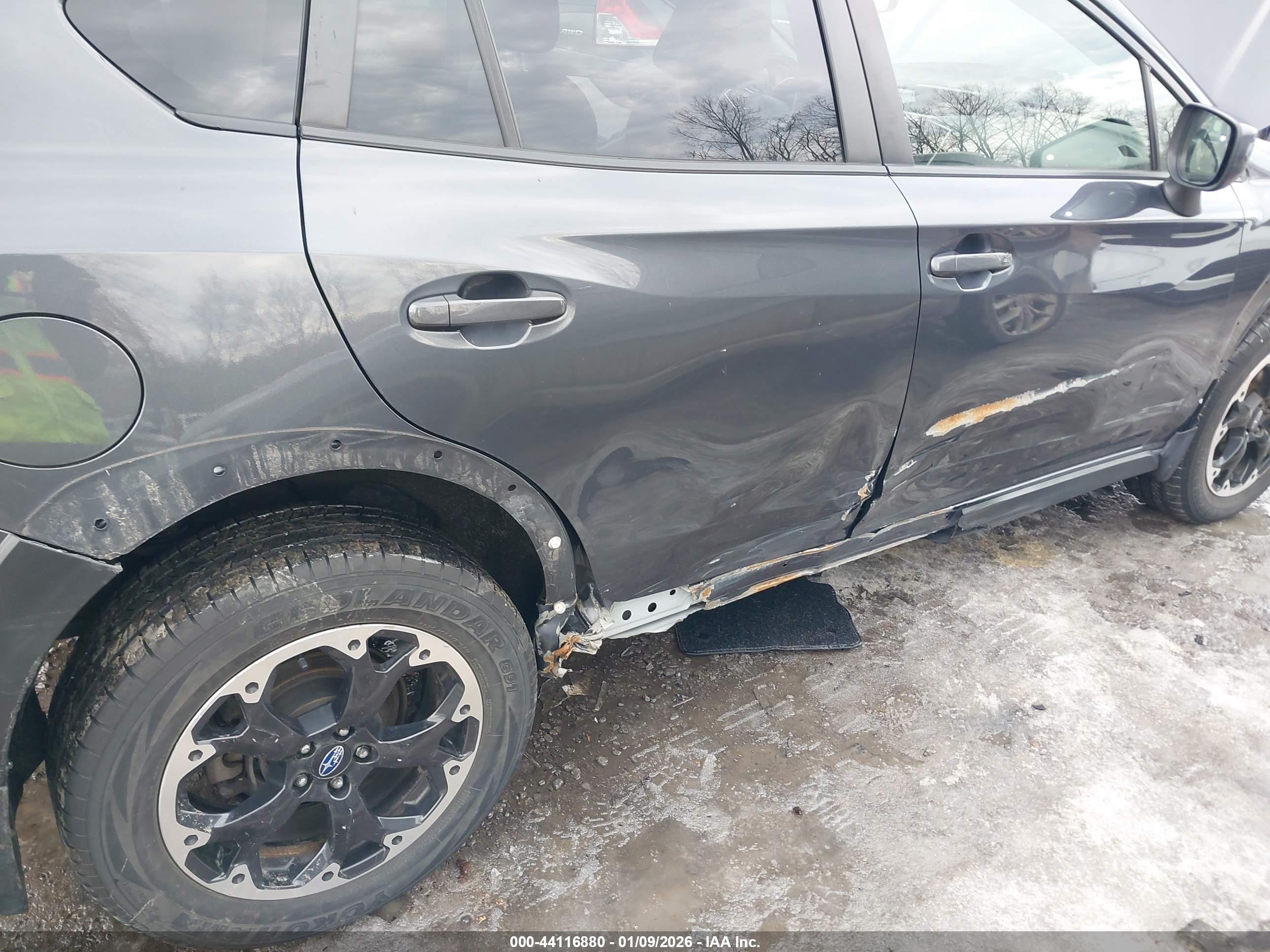 SUBARU CROSSTREK image 6