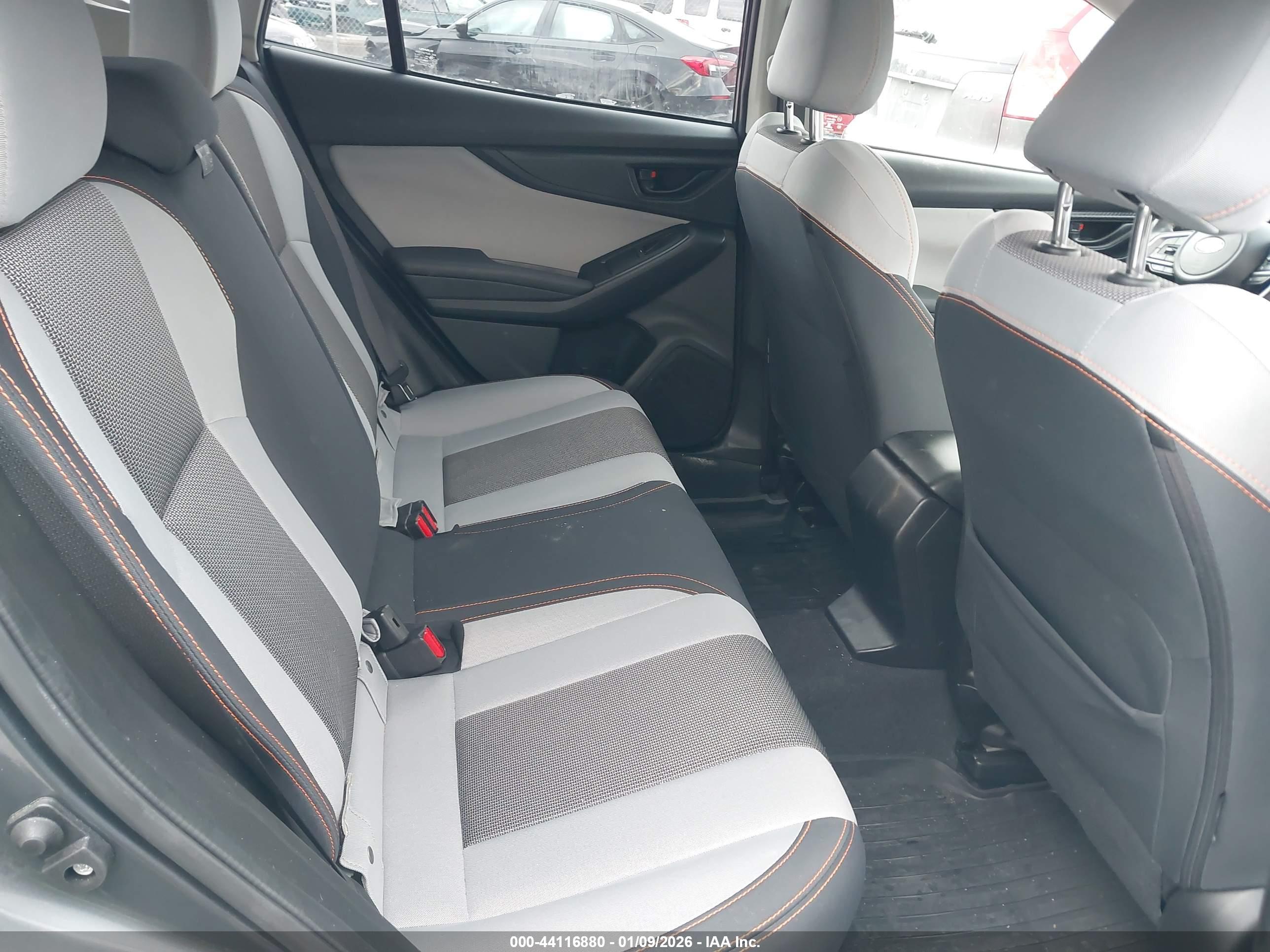SUBARU CROSSTREK image 8