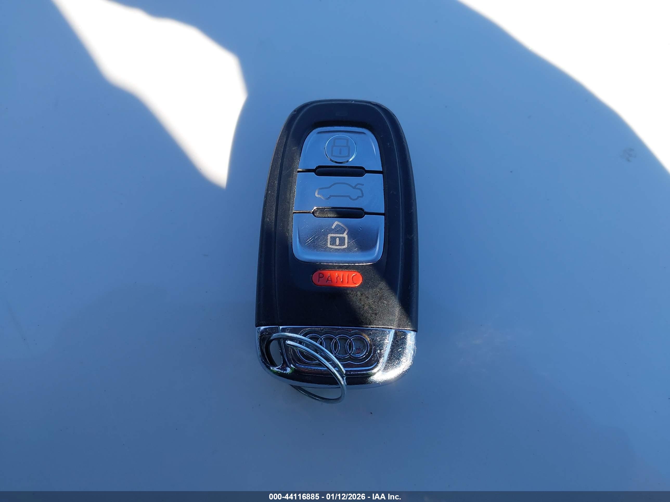 AUDI A4 image 11