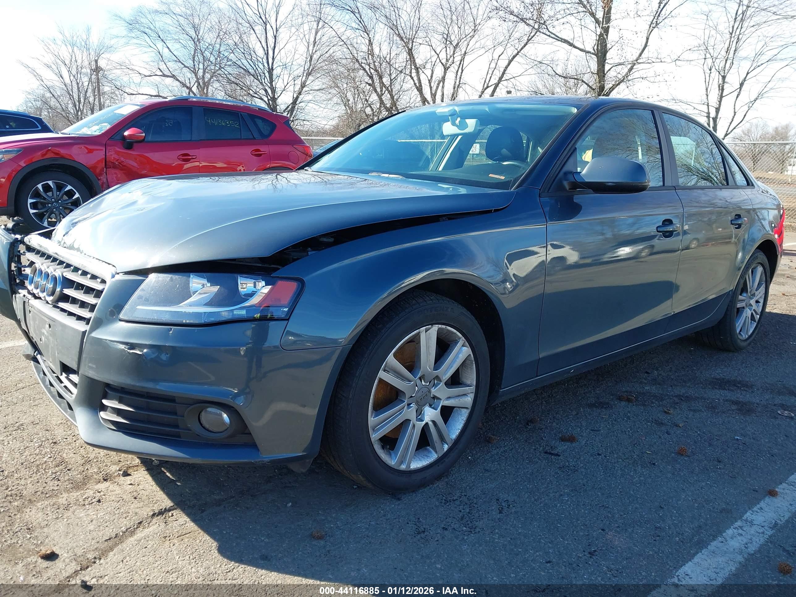 AUDI A4 image 2