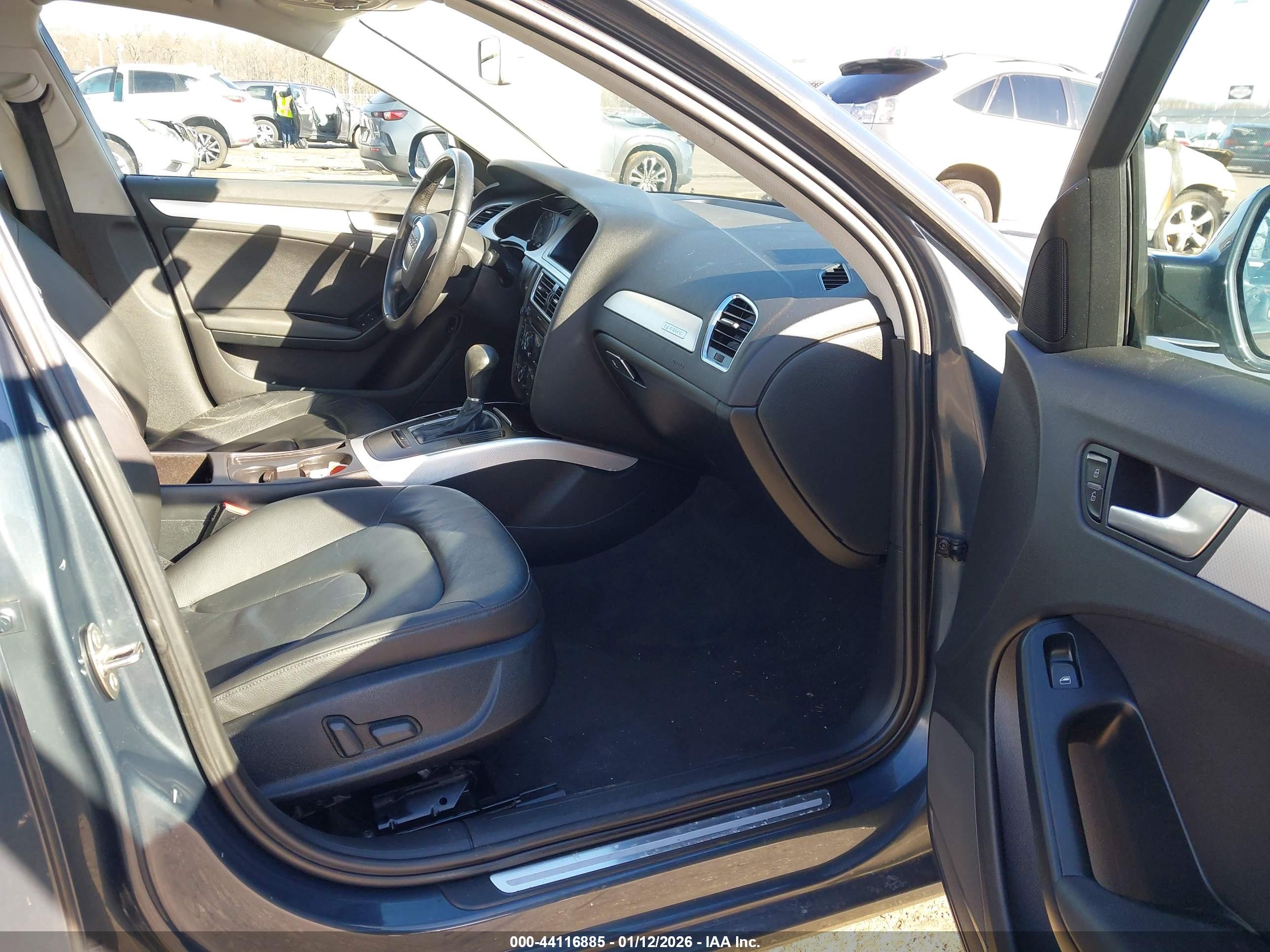 AUDI A4 image 5