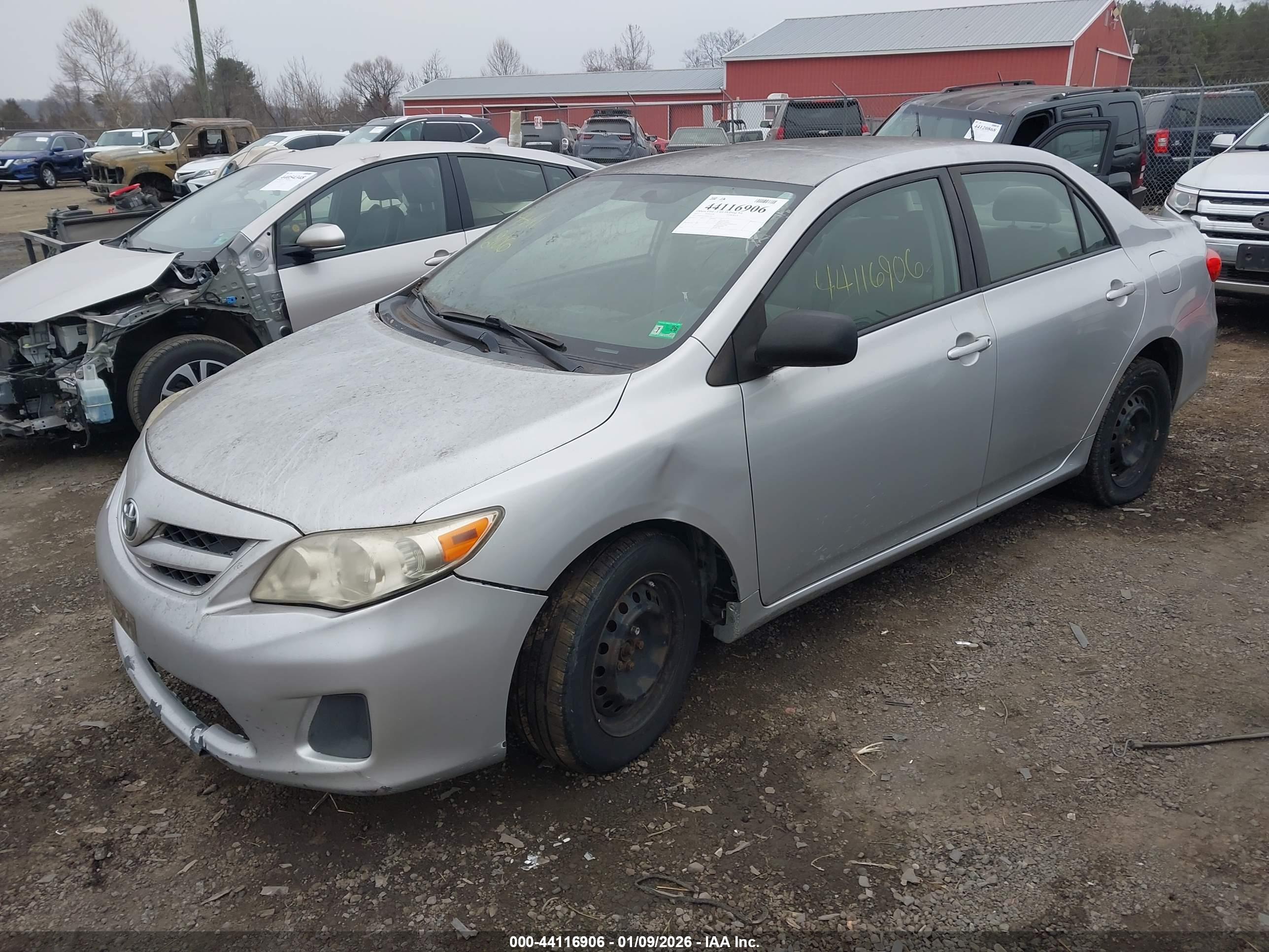 TOYOTA COROLLA image 2