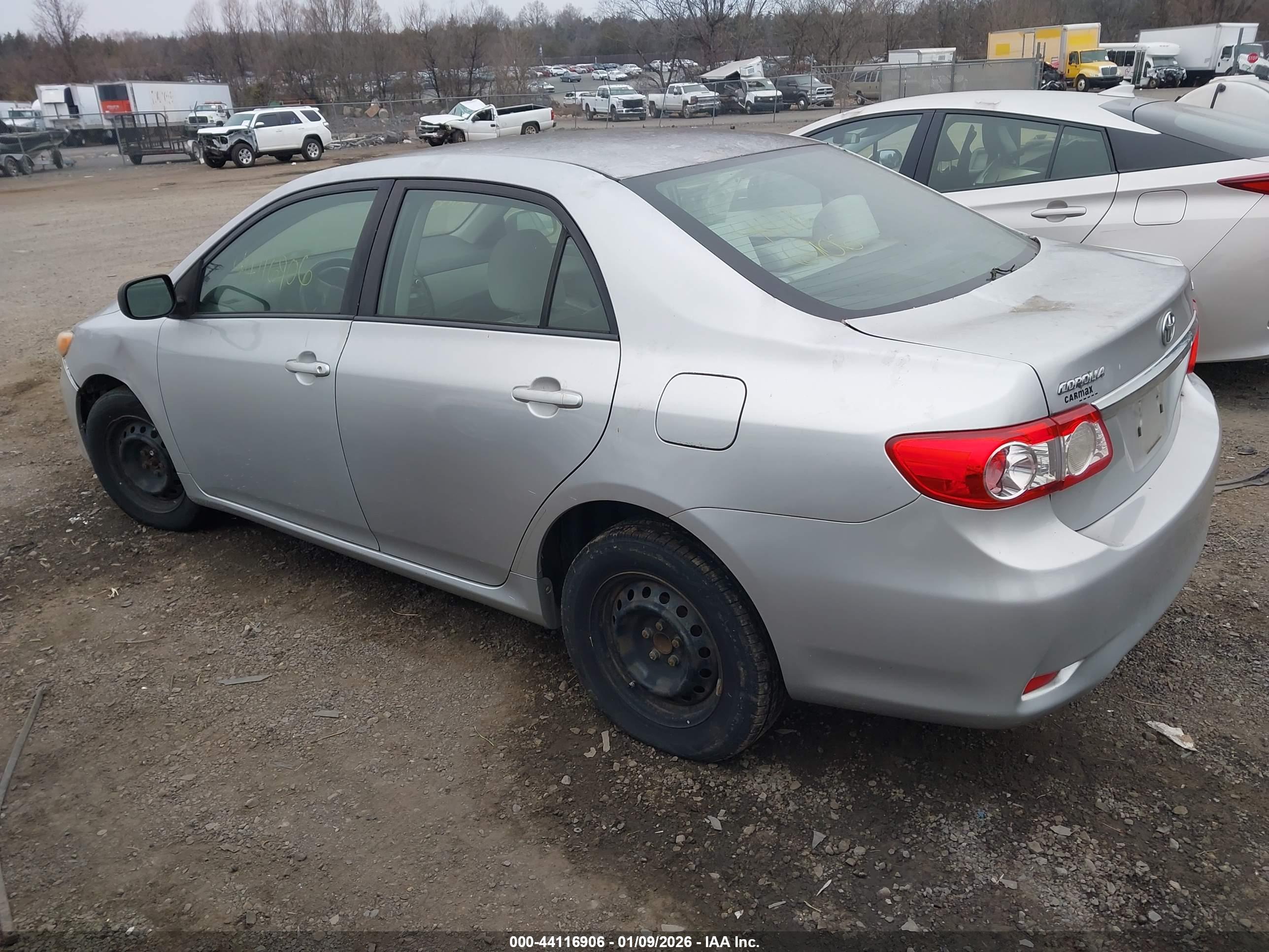 TOYOTA COROLLA image 3