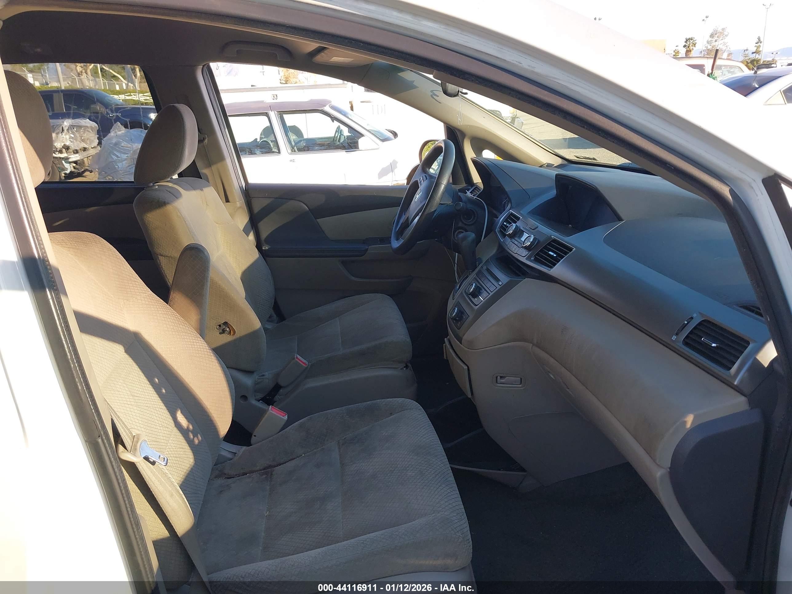 HONDA ODYSSEY image 5