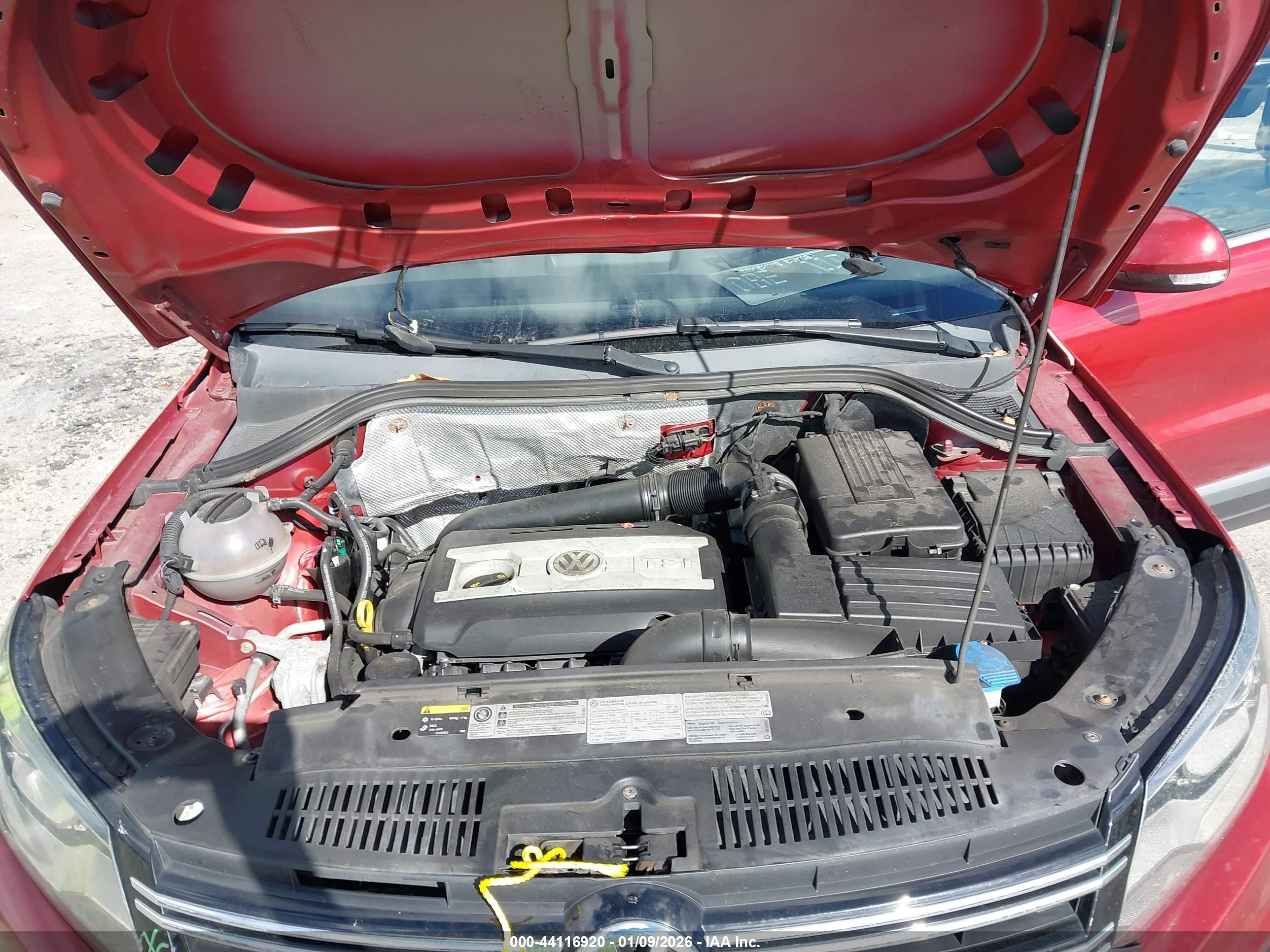 VOLKSWAGEN TIGUAN image 10