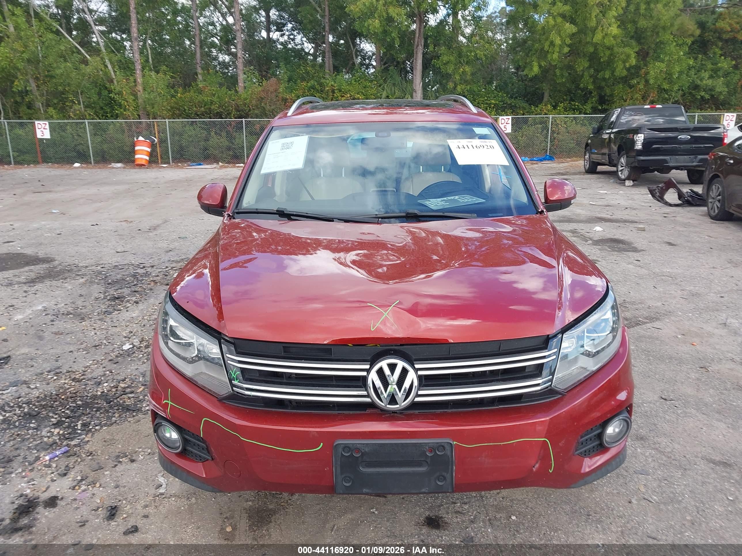 VOLKSWAGEN TIGUAN image 6