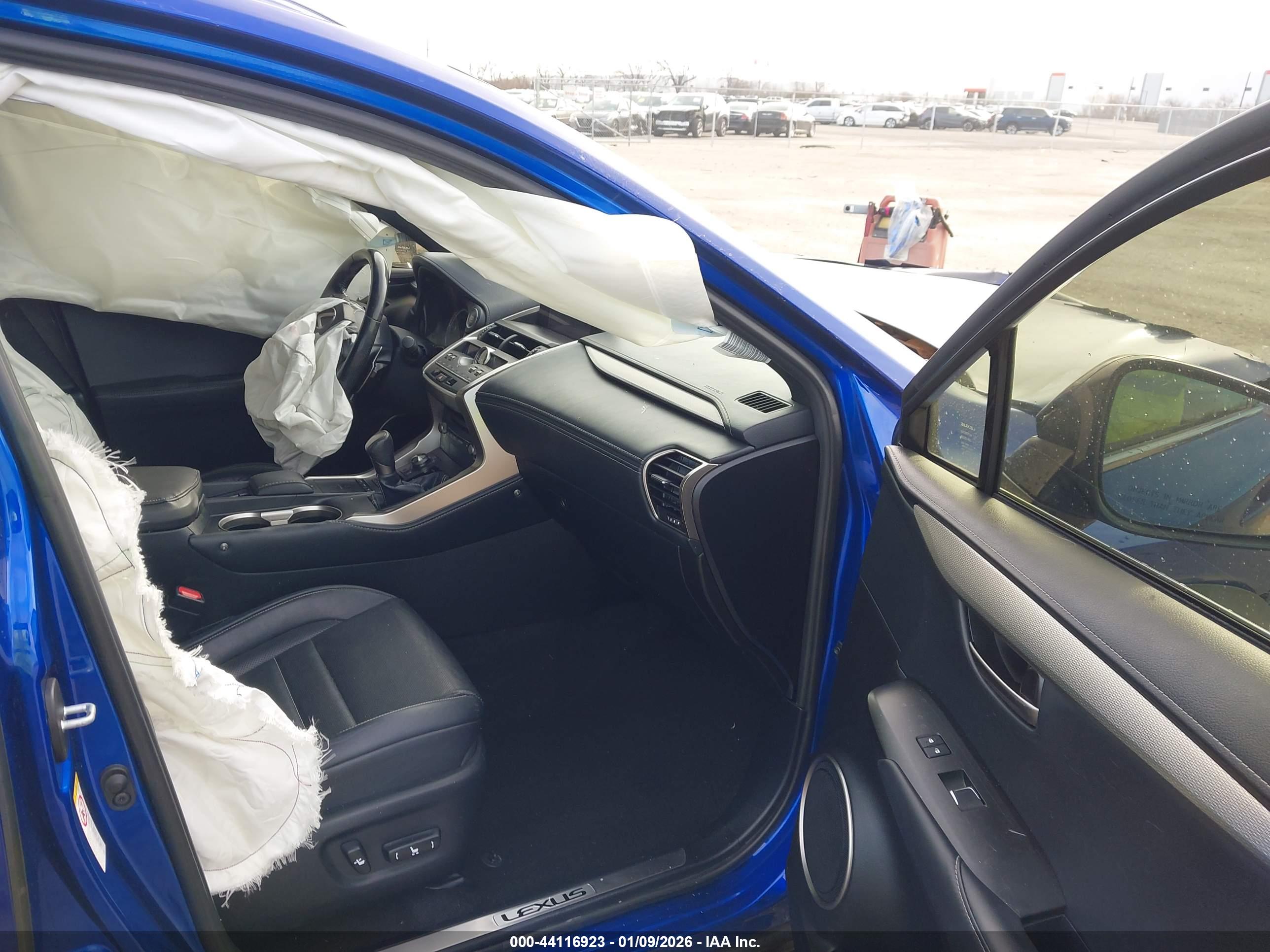 LEXUS NX image 5