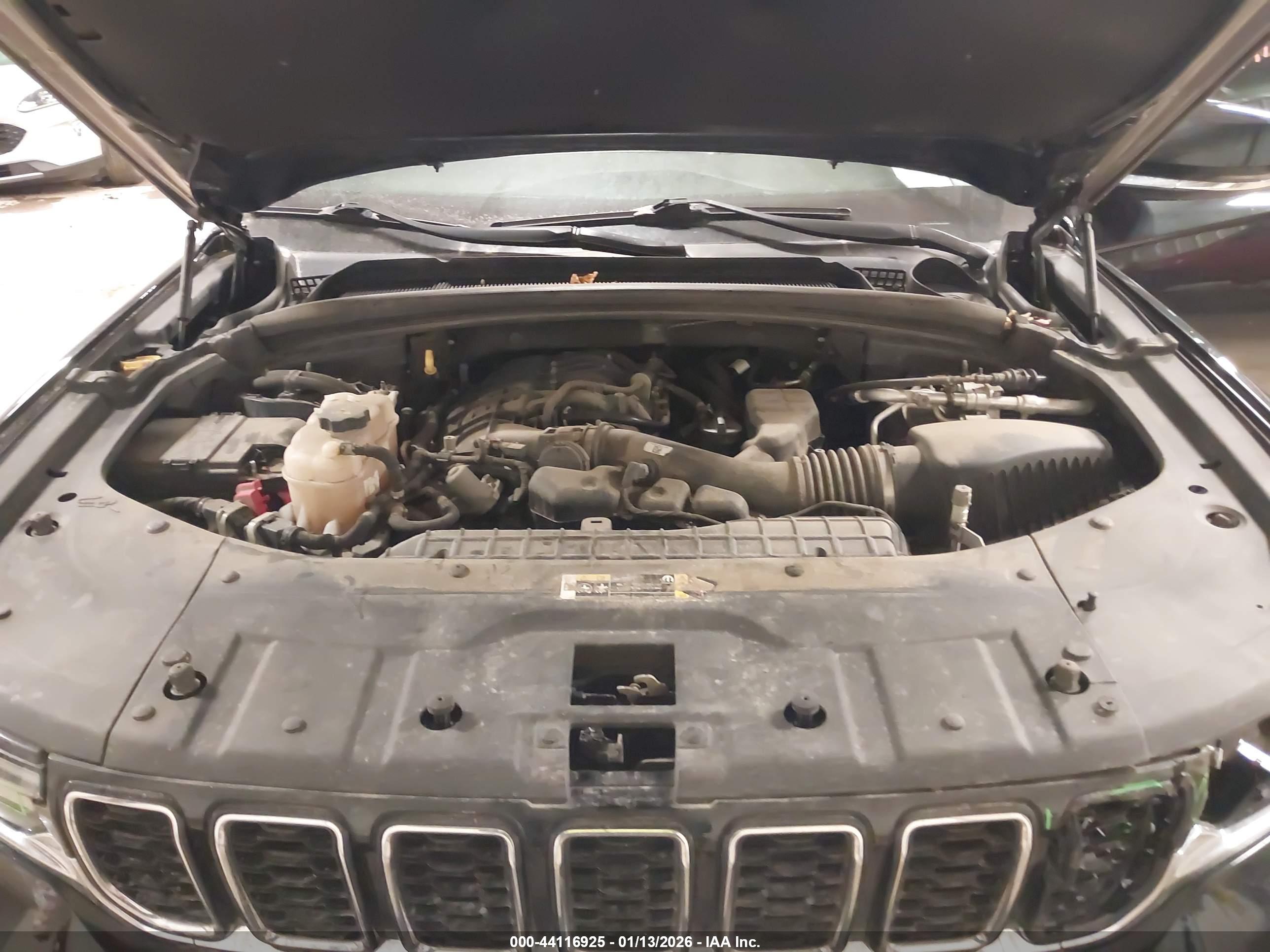 JEEP GRAND image 10