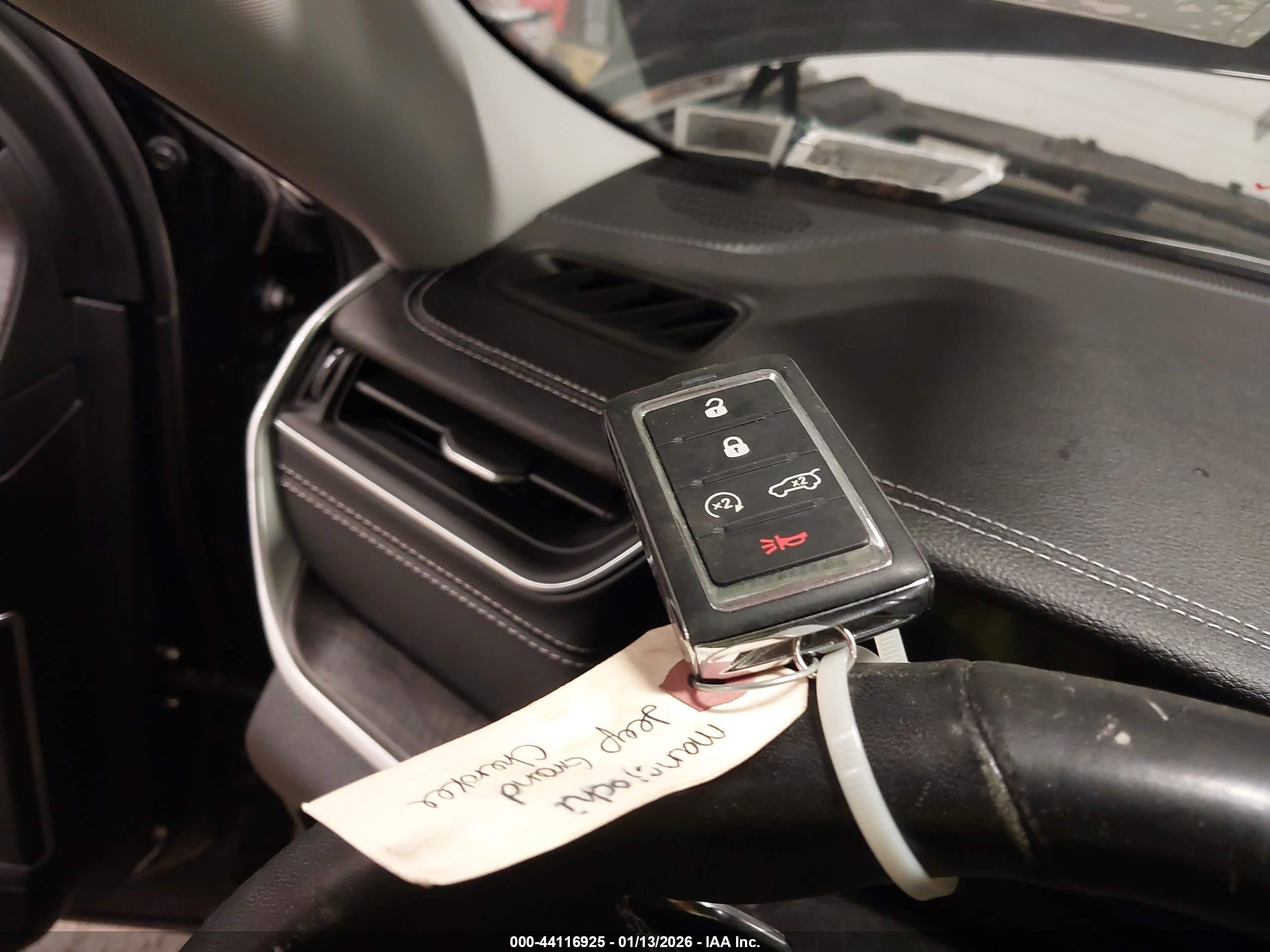 JEEP GRAND image 11