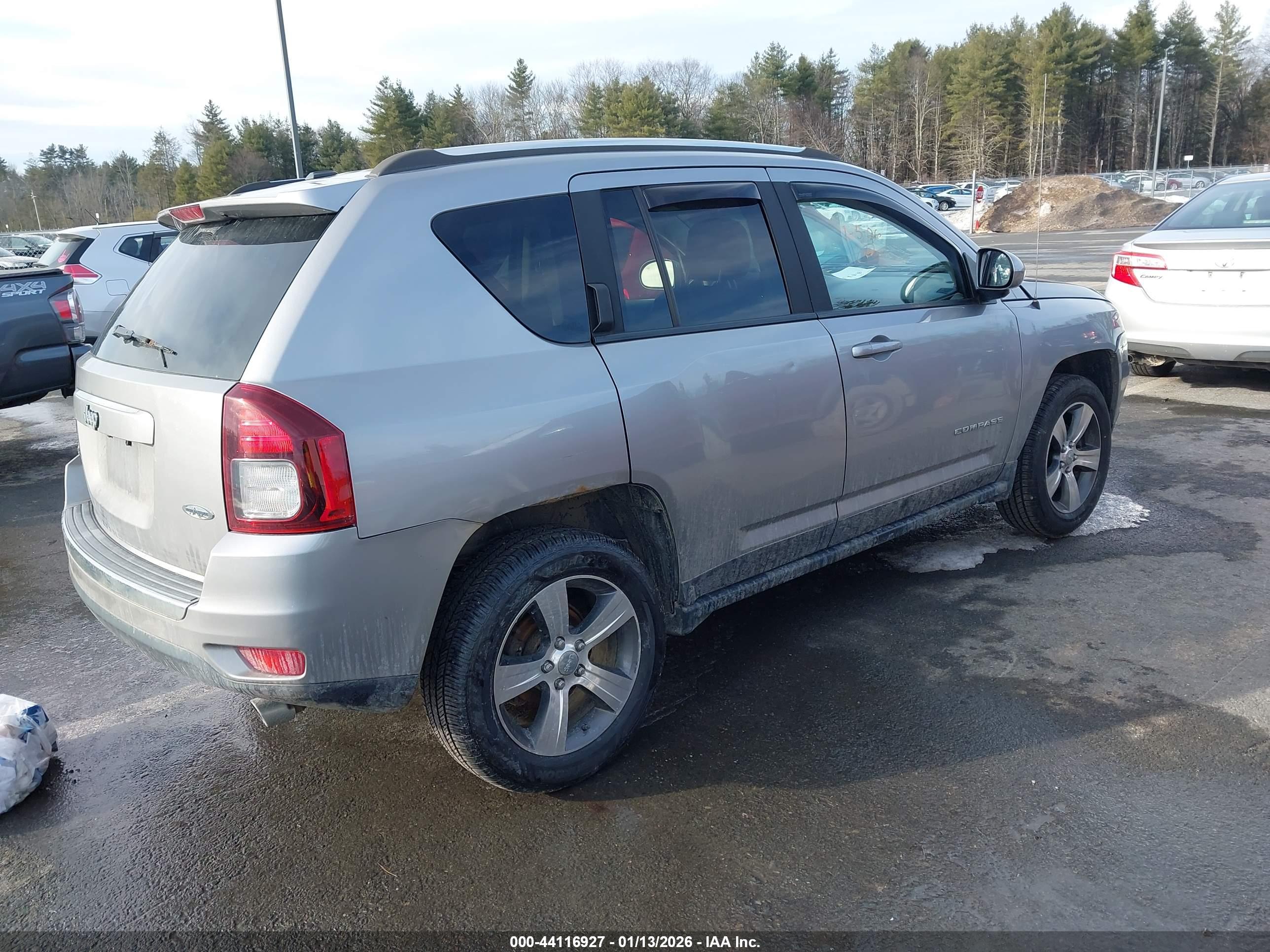 JEEP COMPASS image 4