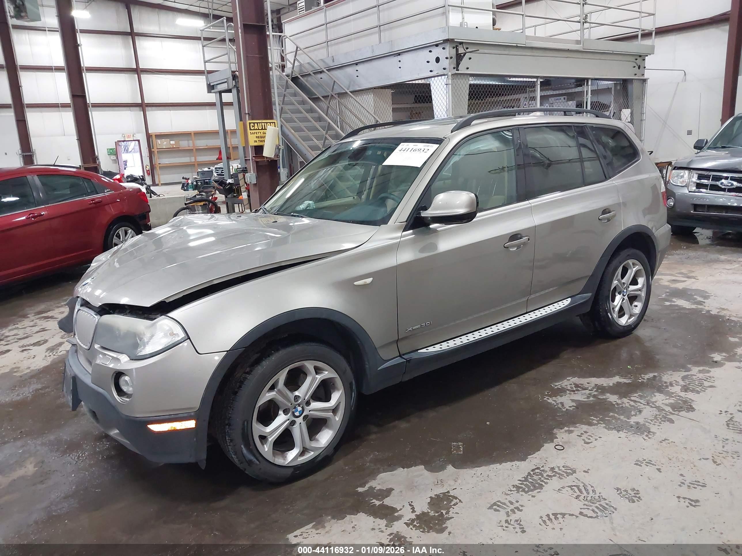 BMW X3 image 2