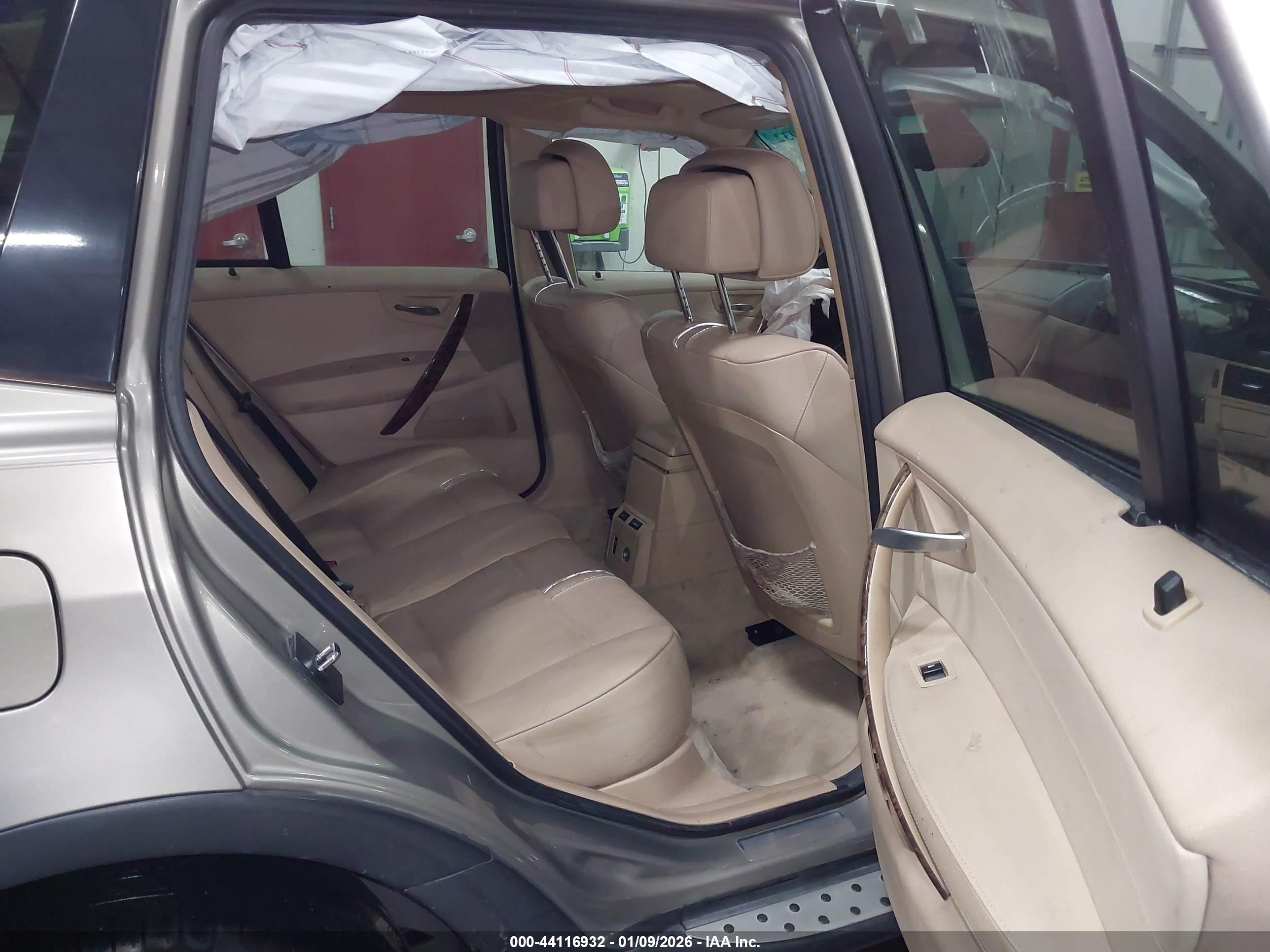 BMW X3 image 8