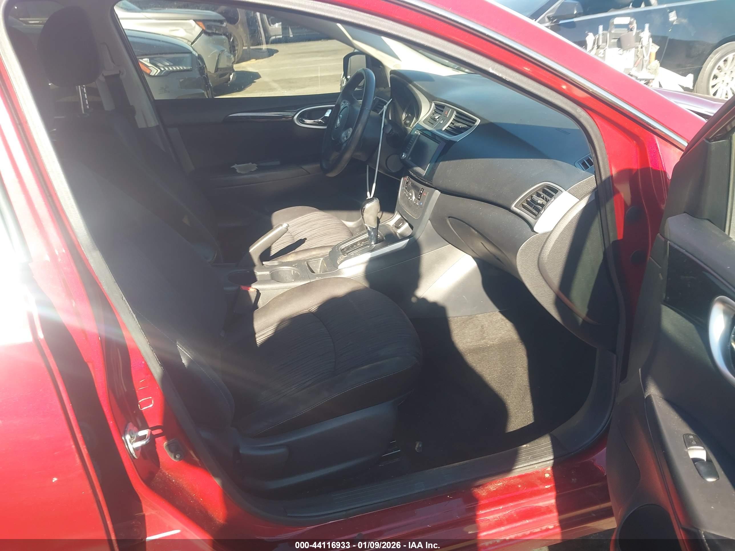 NISSAN SENTRA image 5