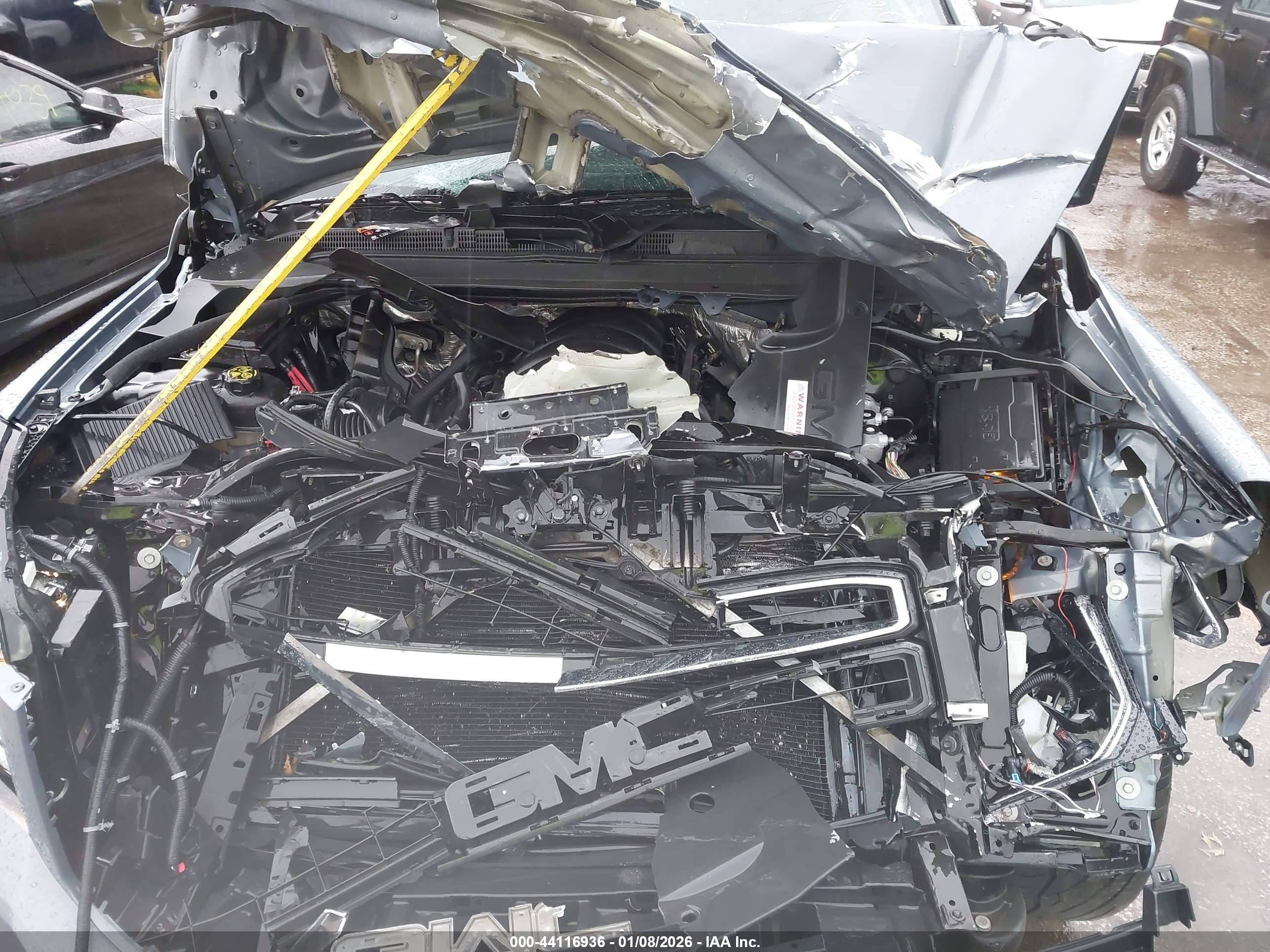 GMC YUKON image 10