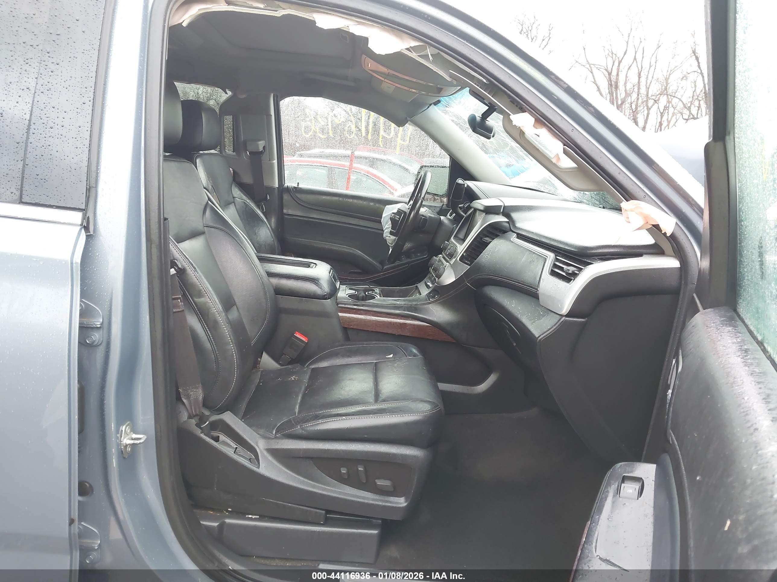GMC YUKON image 5