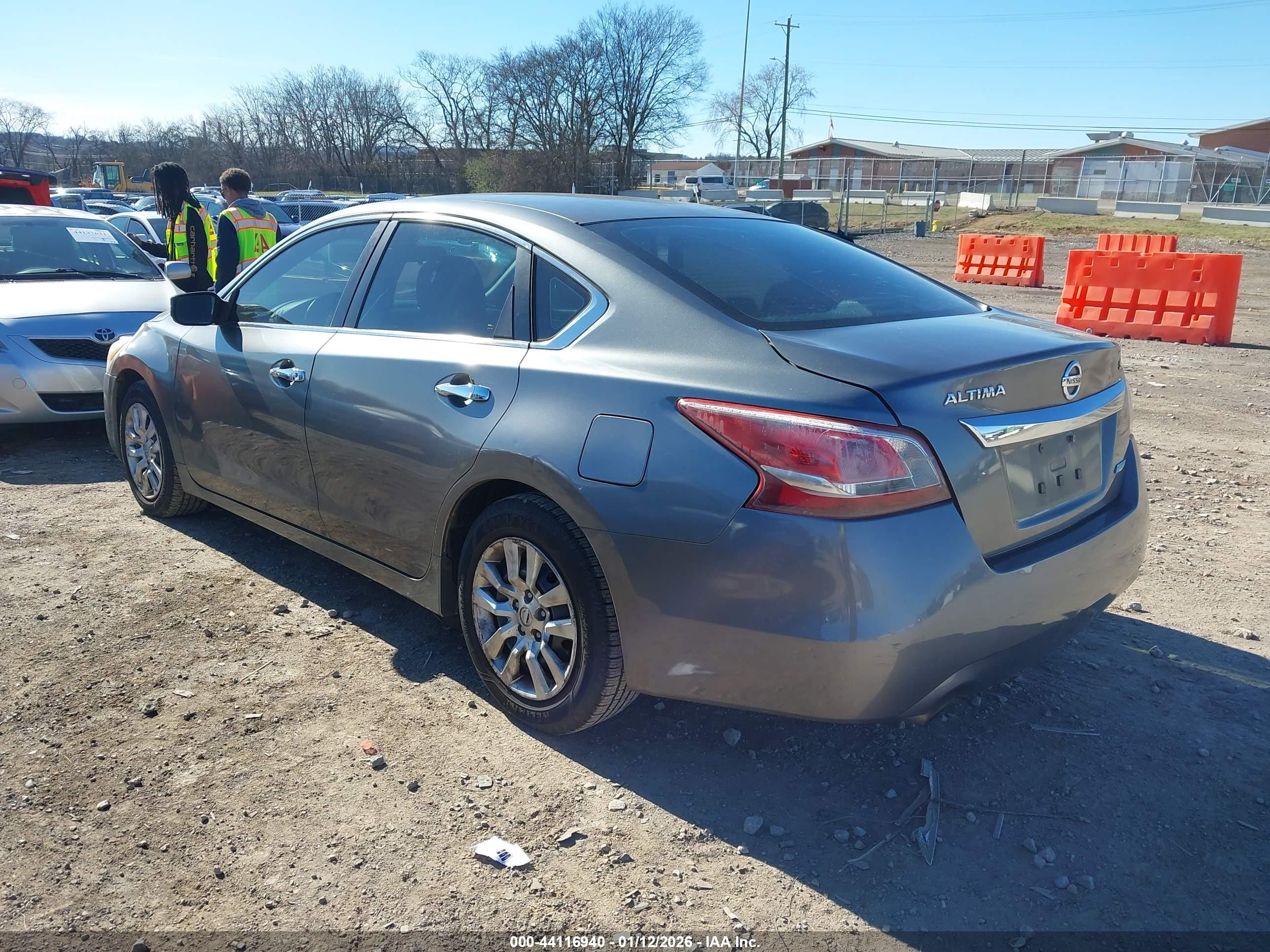 NISSAN ALTIMA image 3