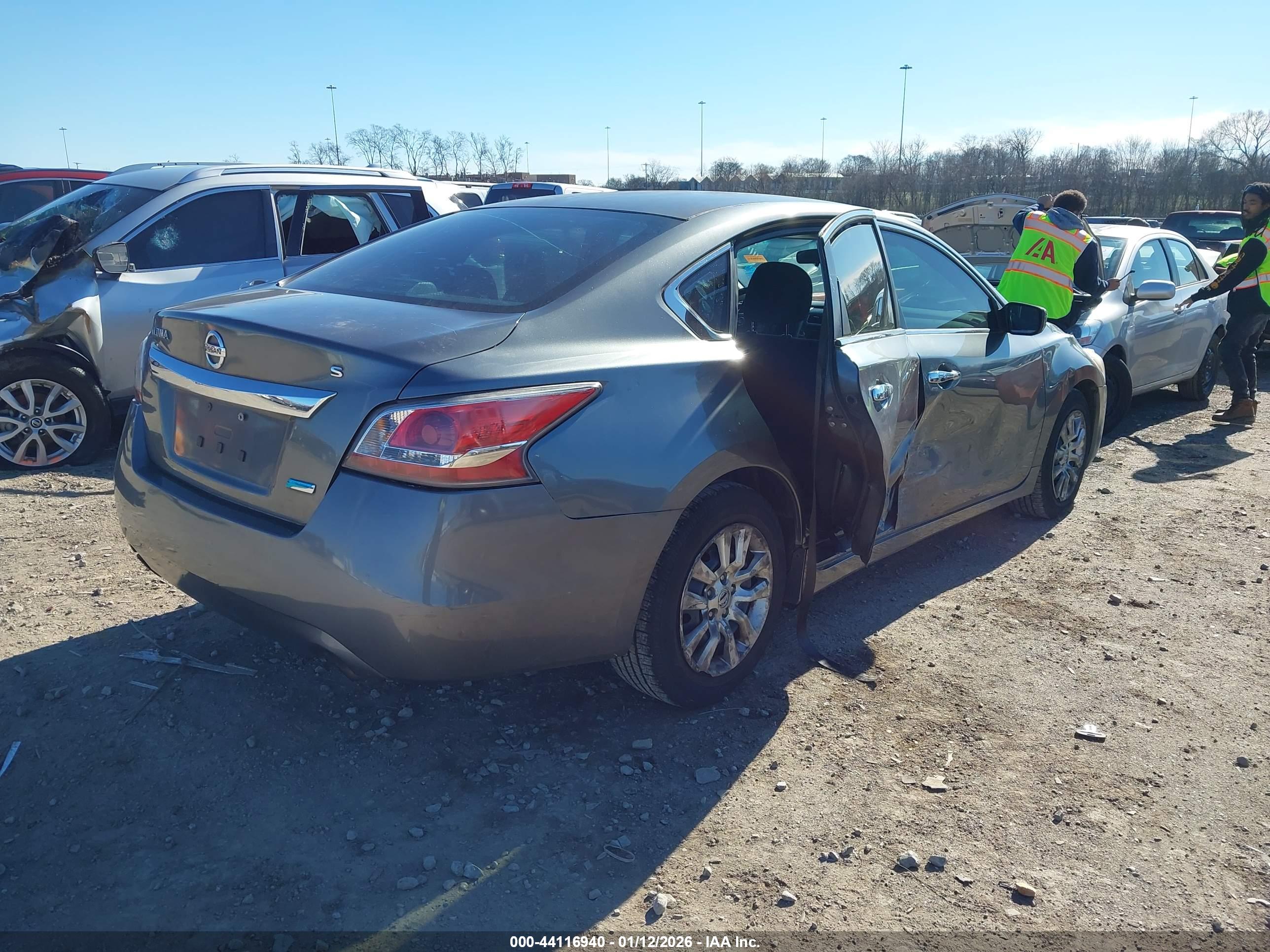 NISSAN ALTIMA image 4