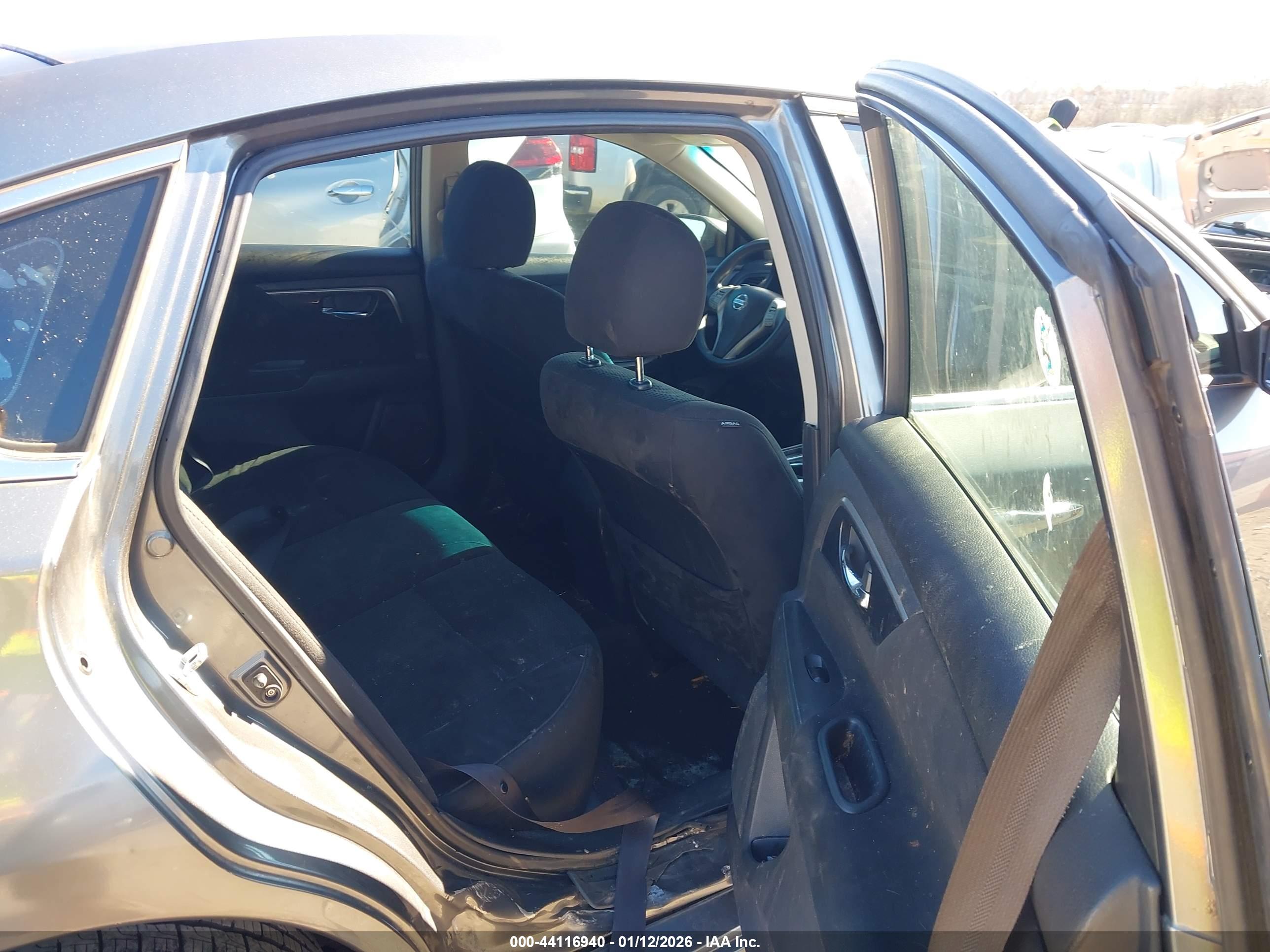 NISSAN ALTIMA image 8