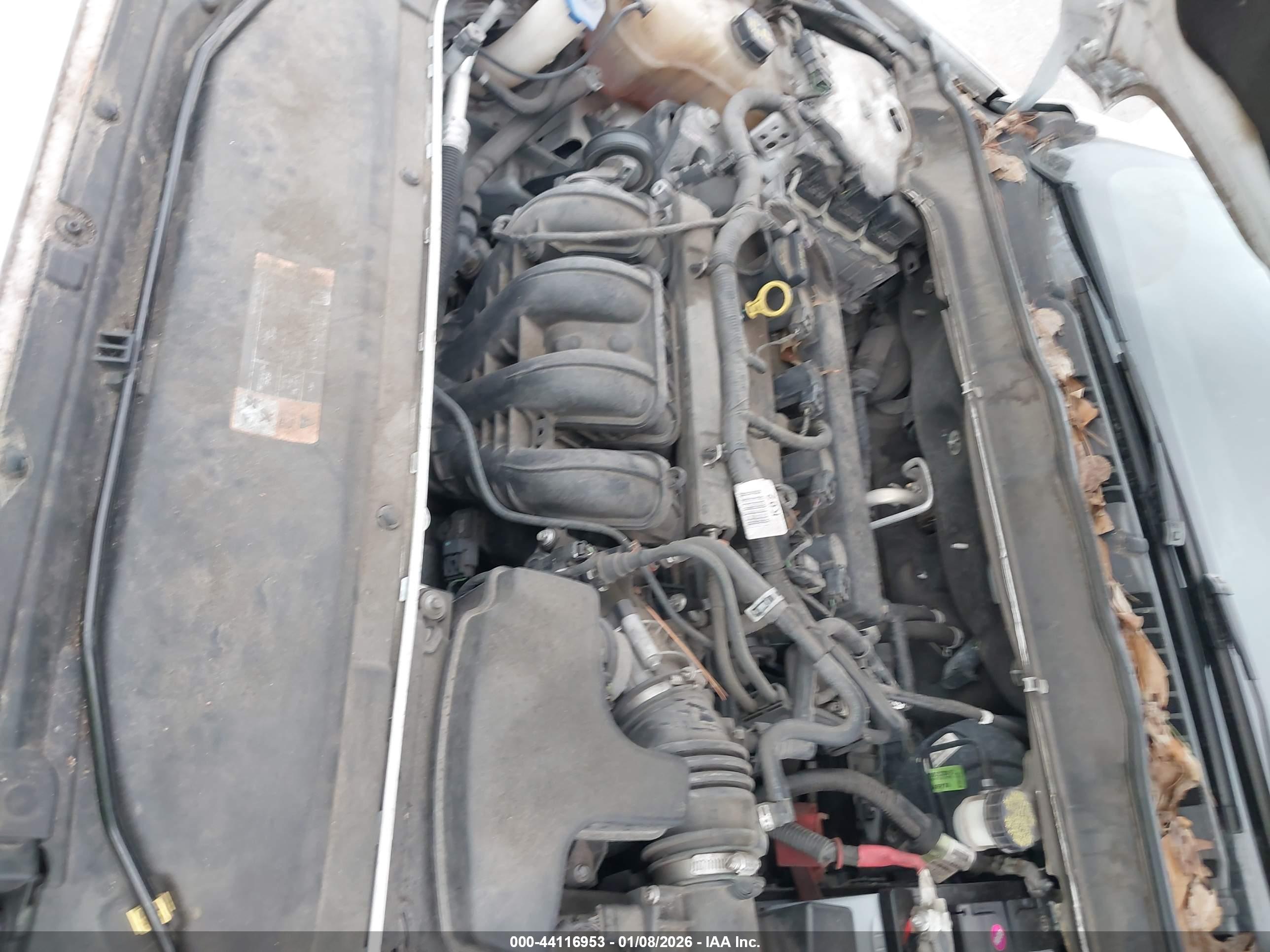 FORD FUSION image 10