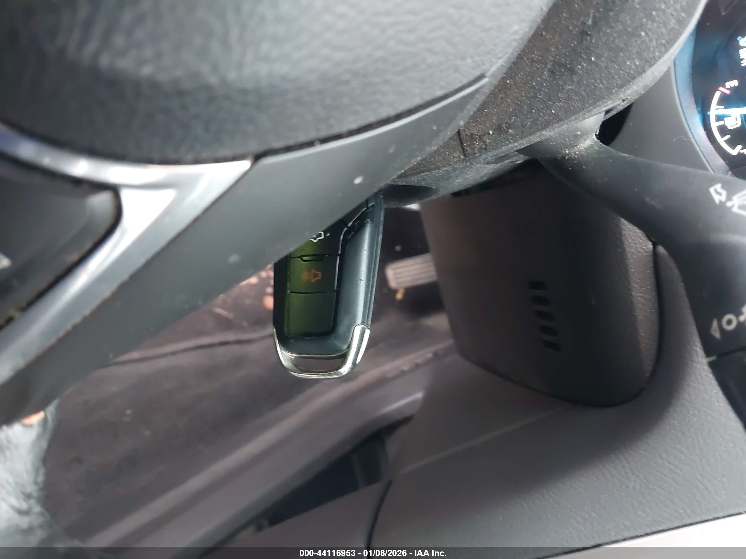 FORD FUSION image 11