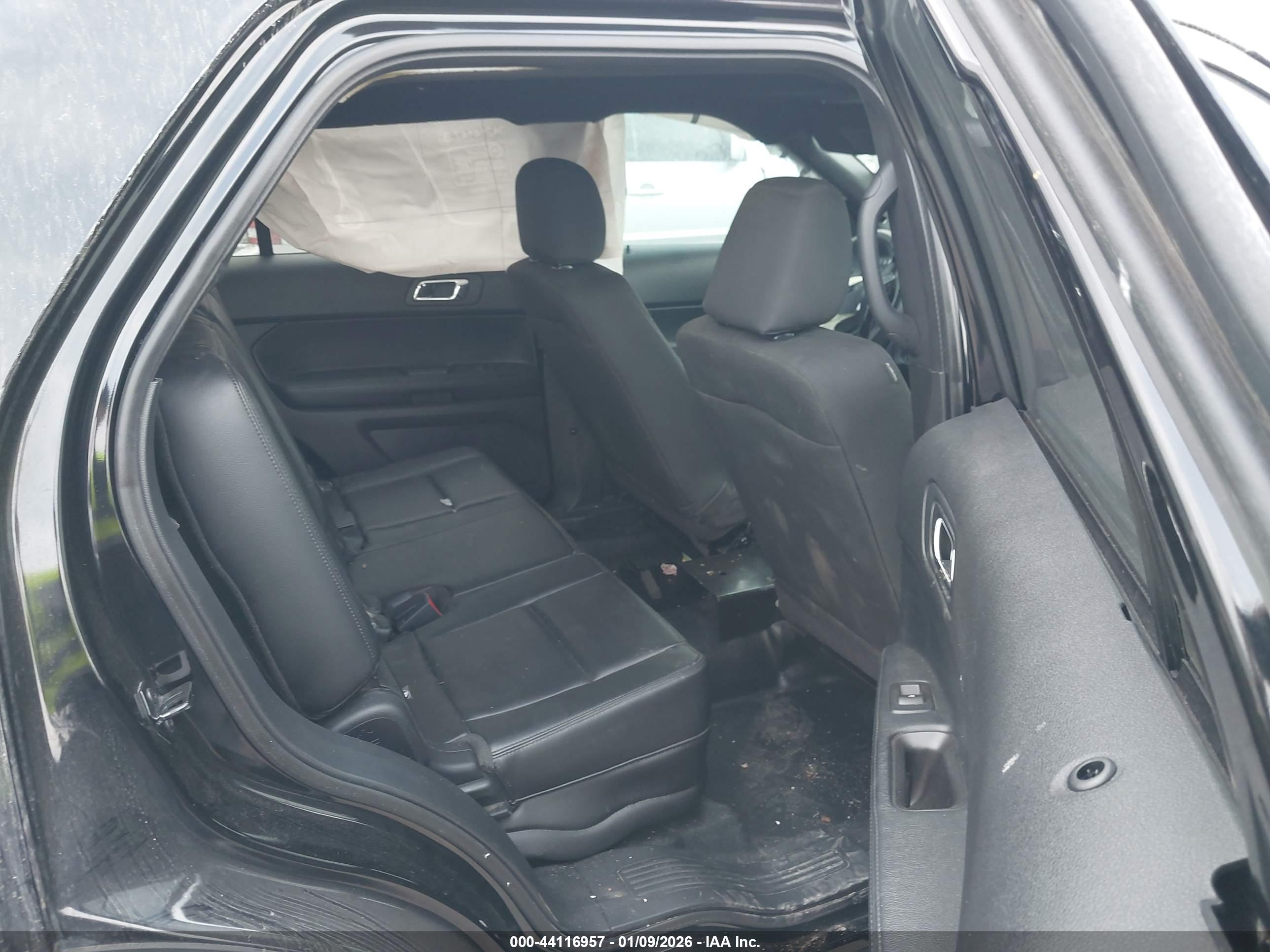 FORD UTILITY image 8