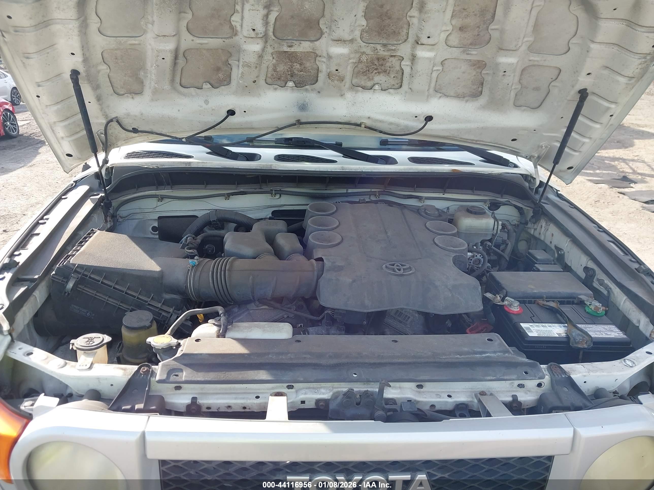 TOYOTA FJ image 10