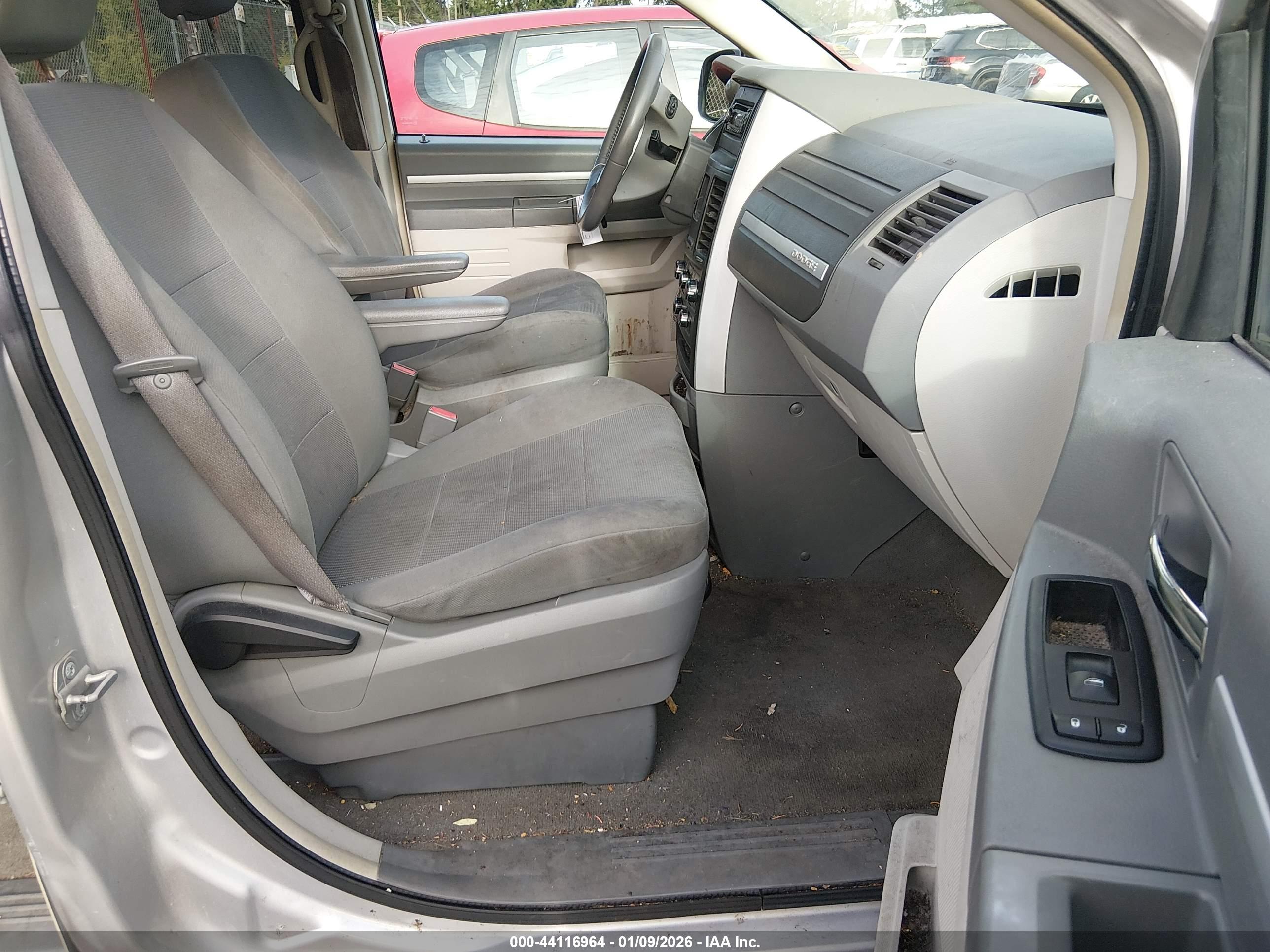 DODGE GRAND image 5