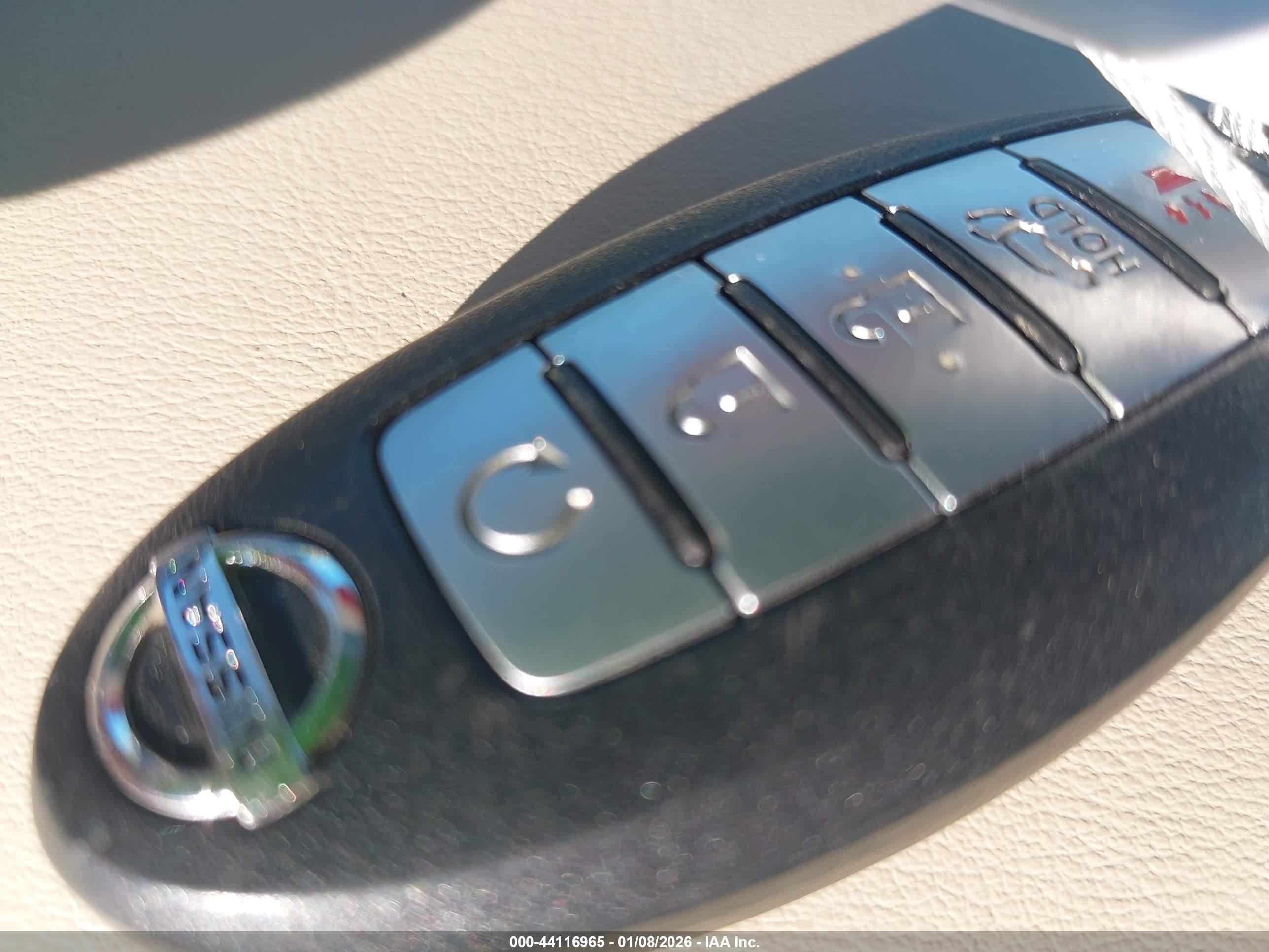 NISSAN MURANO image 11