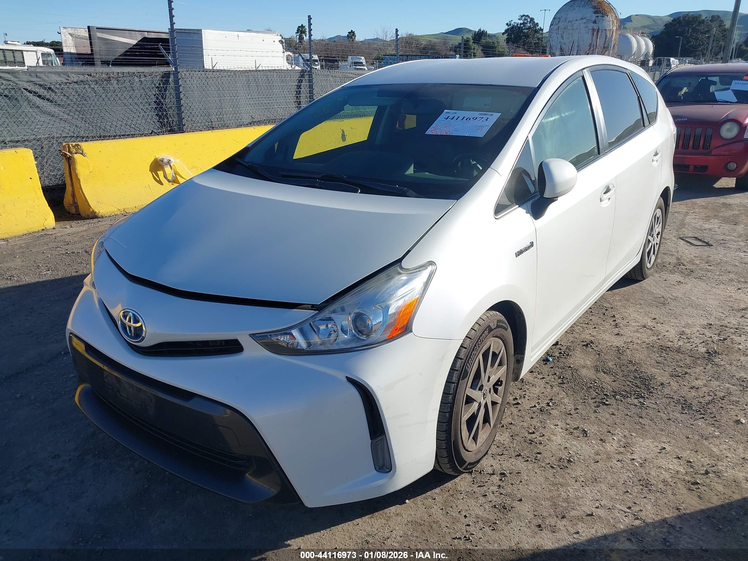 TOYOTA PRIUS image 6