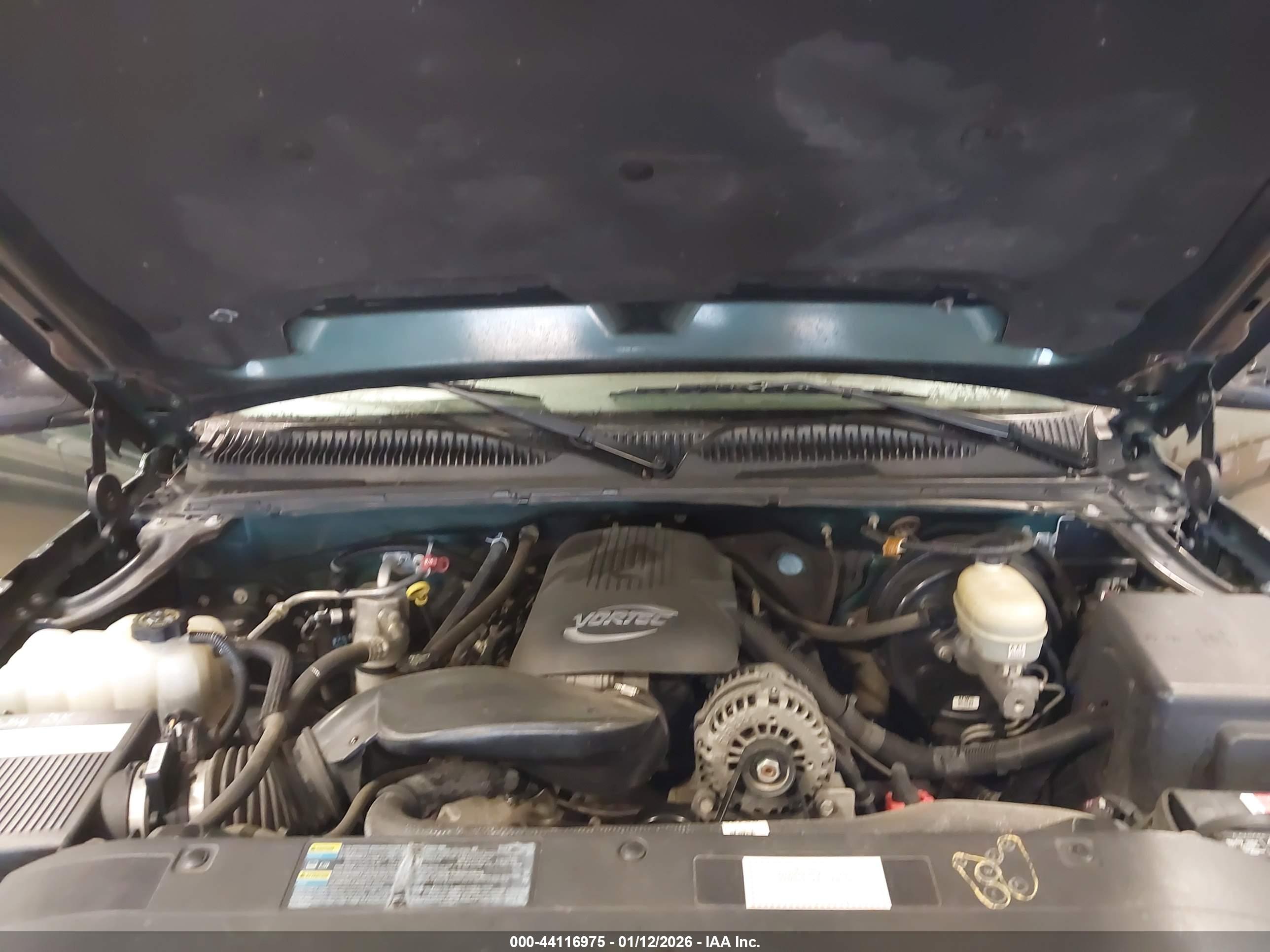 CHEVROLET SILVERADO image 10