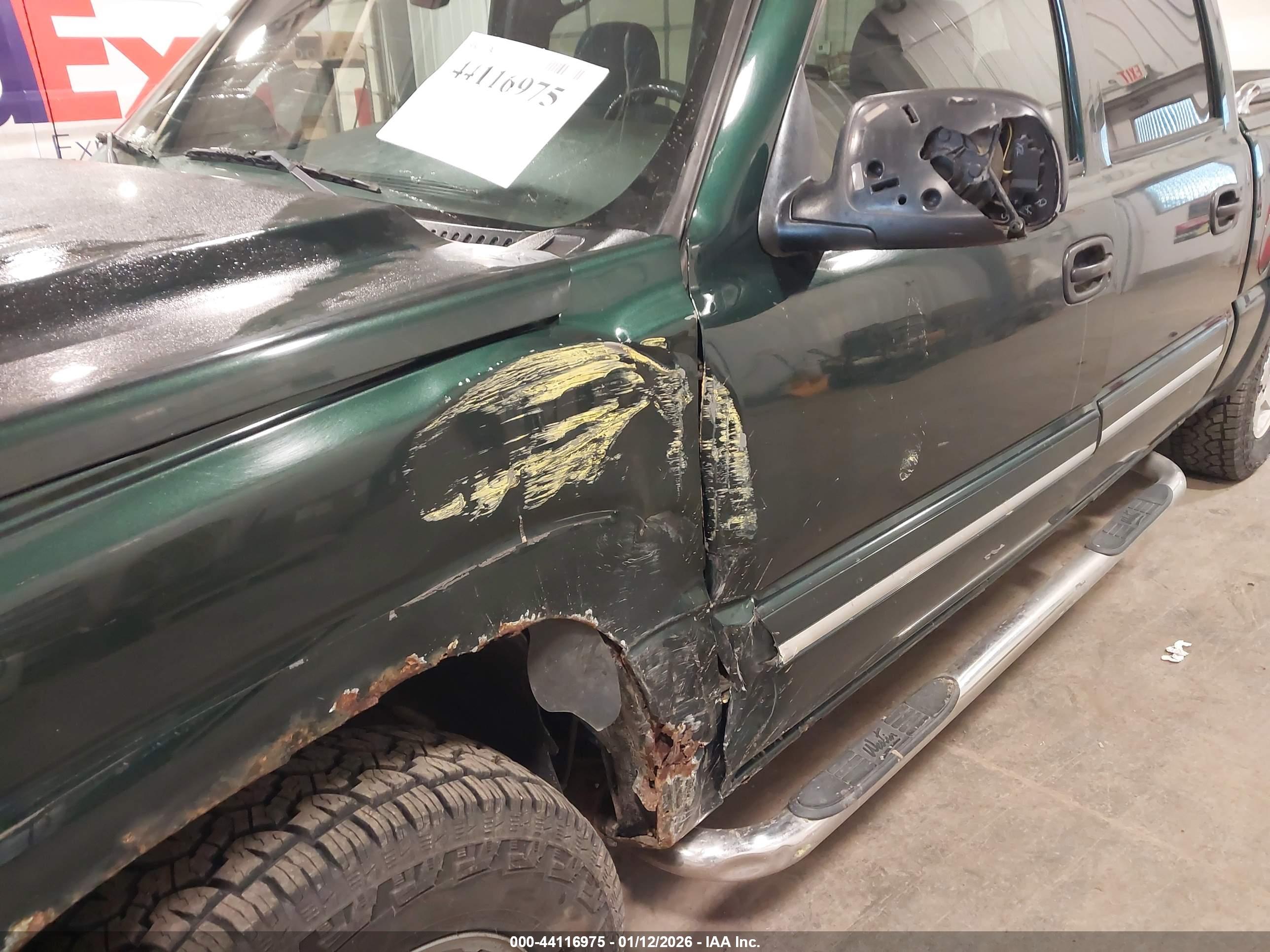 CHEVROLET SILVERADO image 6