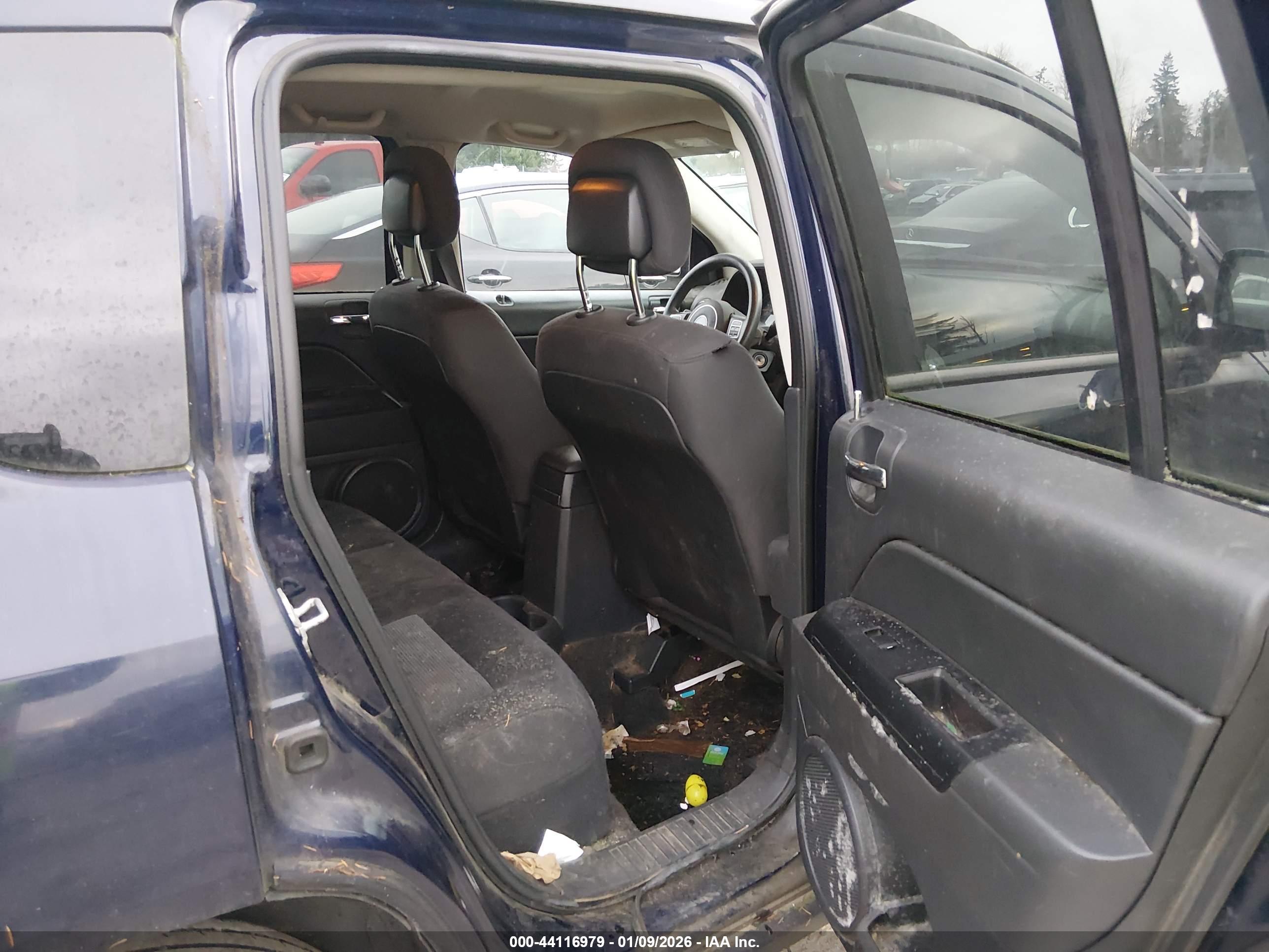 JEEP COMPASS image 8