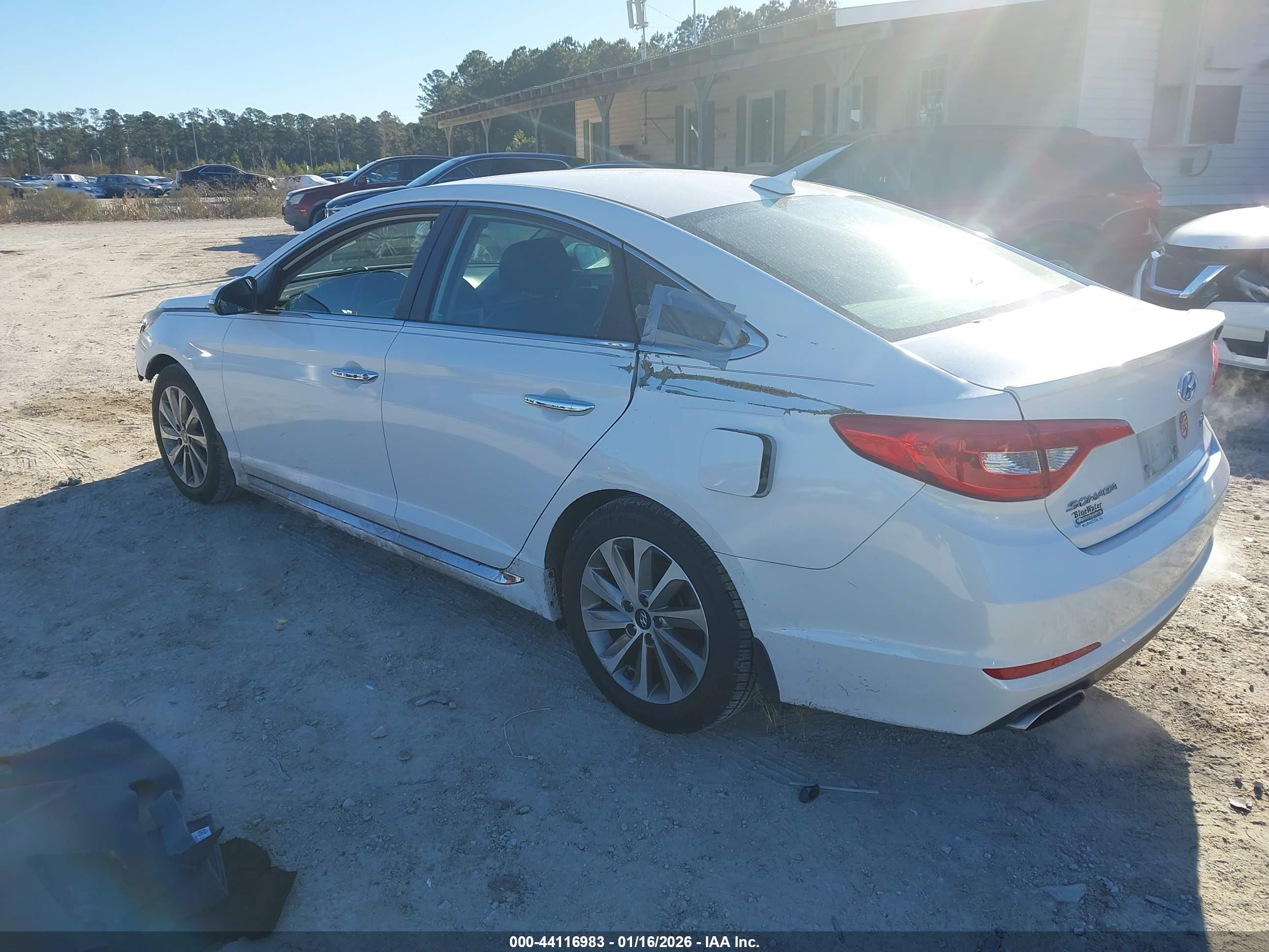 HYUNDAI SONATA image 3