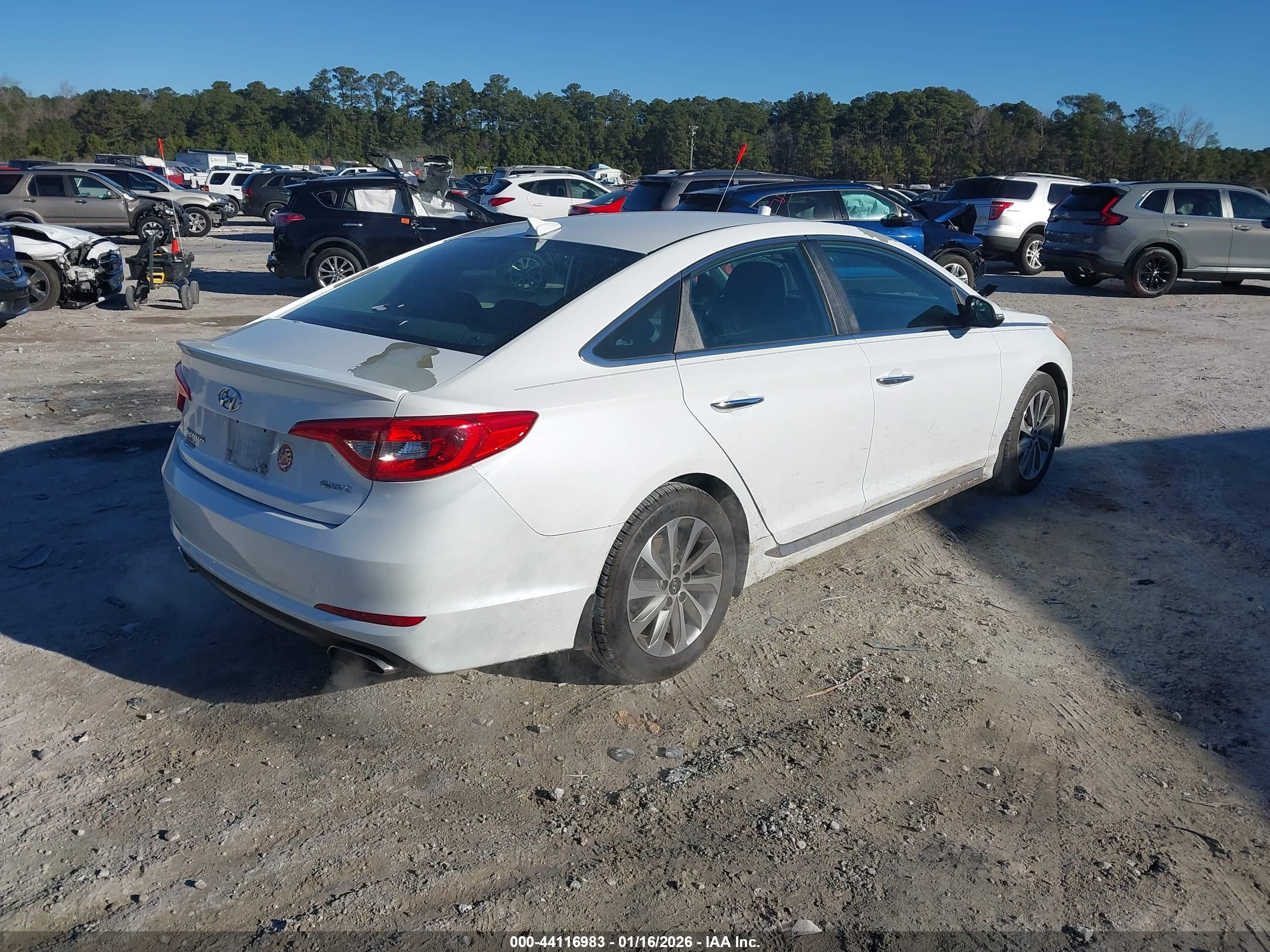 HYUNDAI SONATA image 4