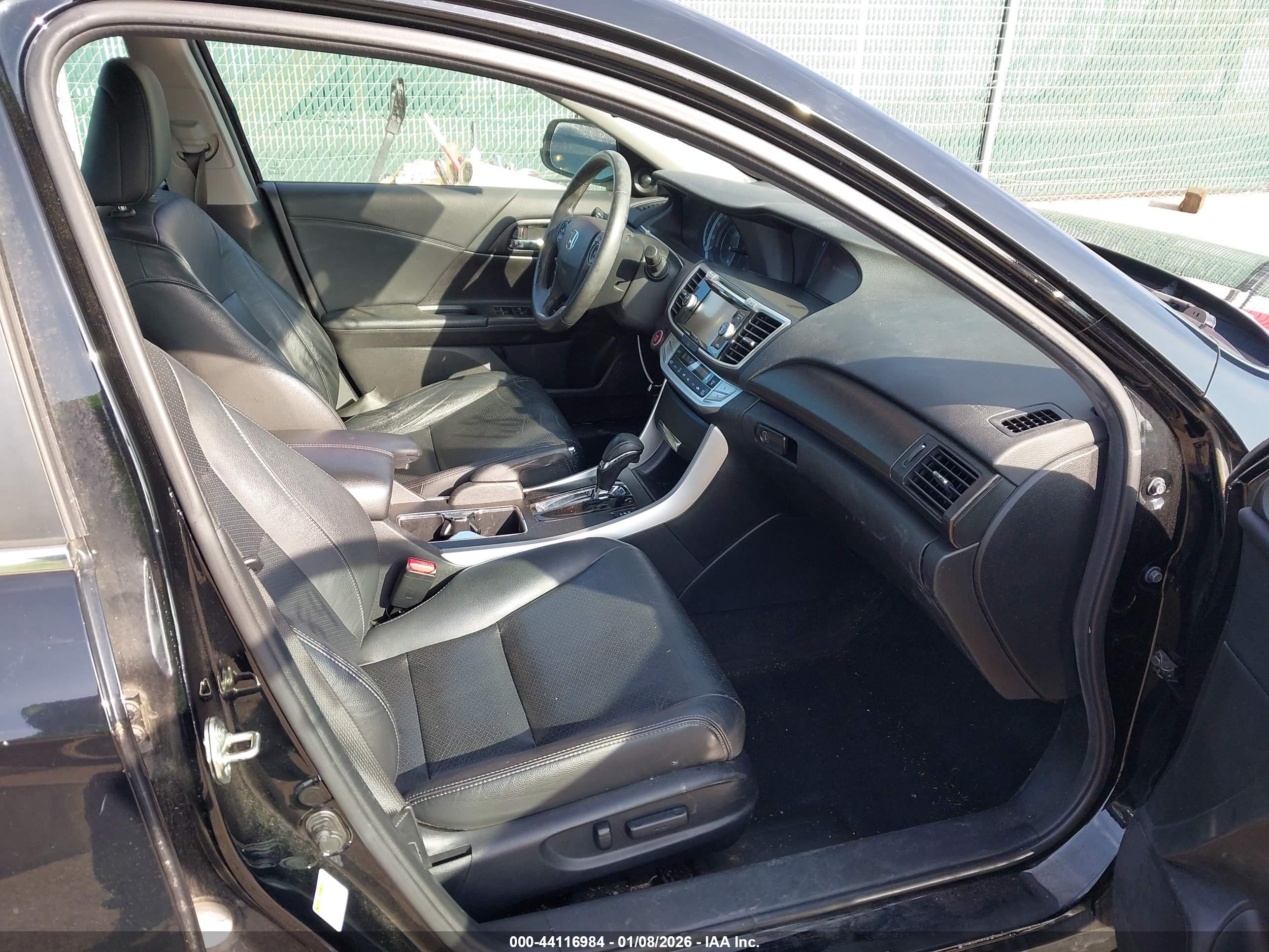 HONDA ACCORD image 5