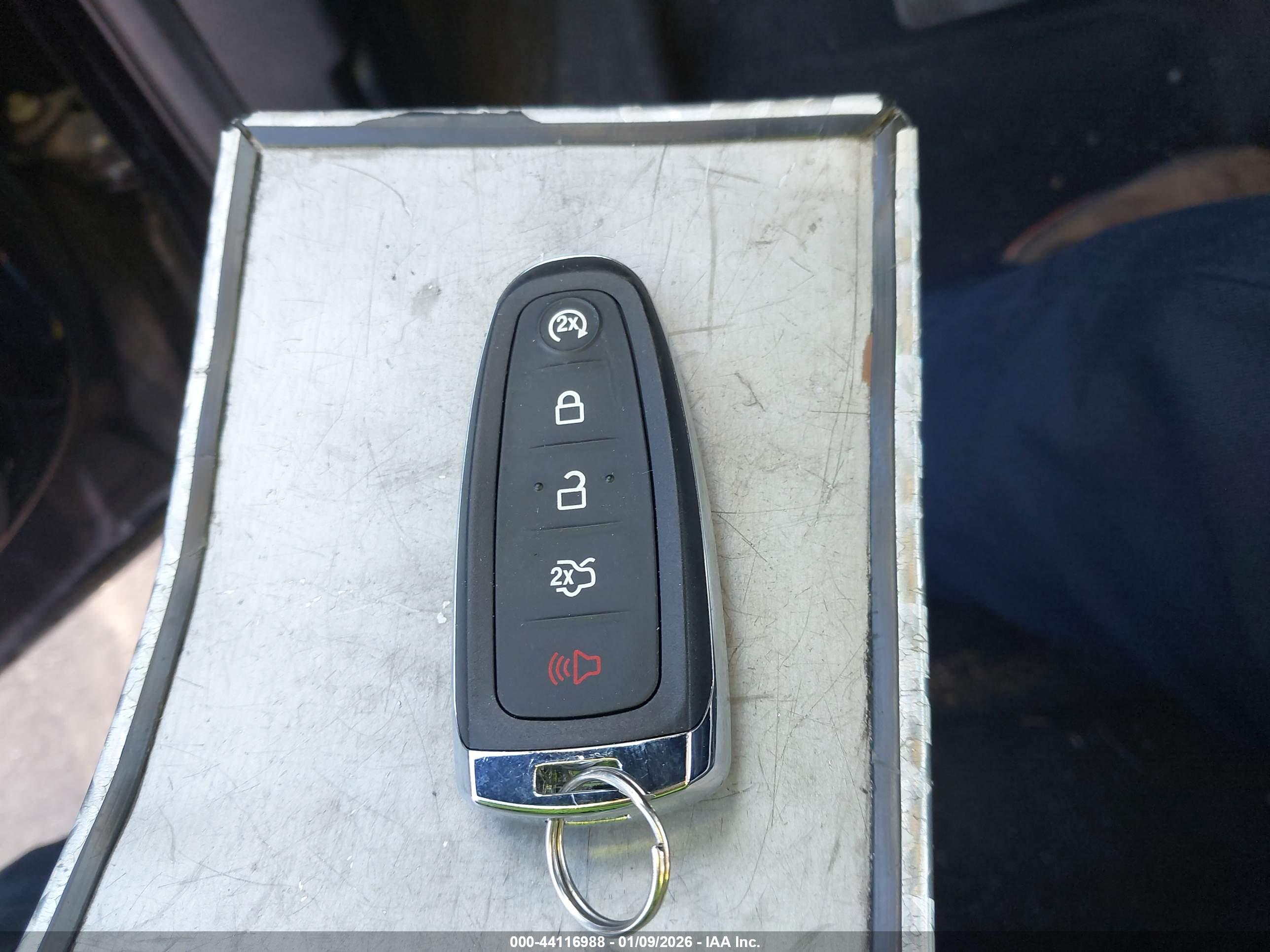 FORD ESCAPE image 11