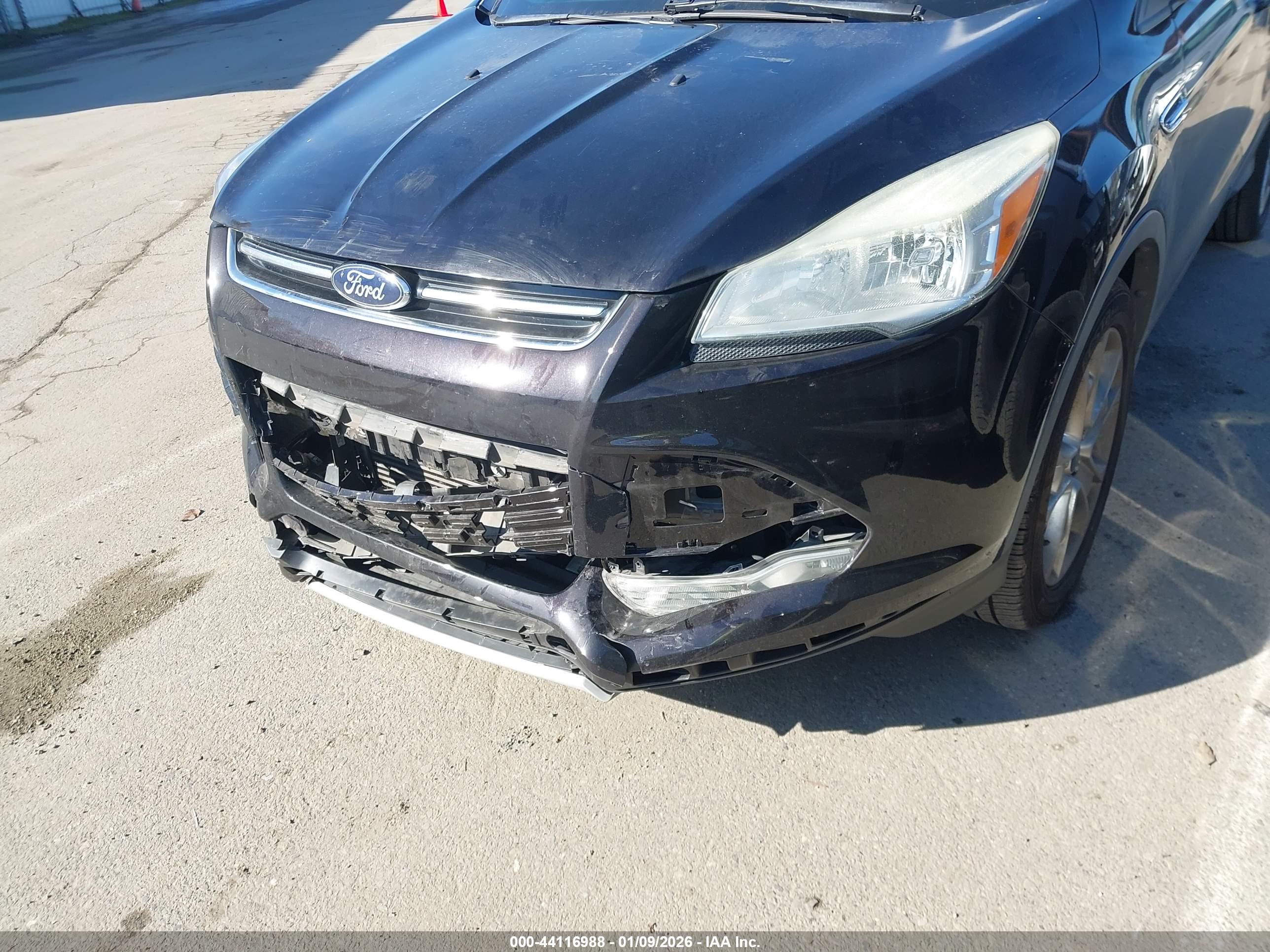 FORD ESCAPE image 6