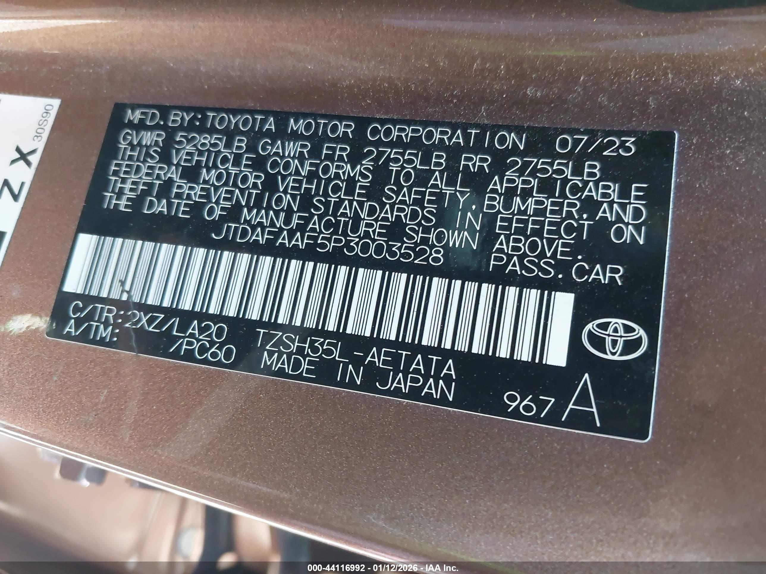 TOYOTA CROWN image 9
