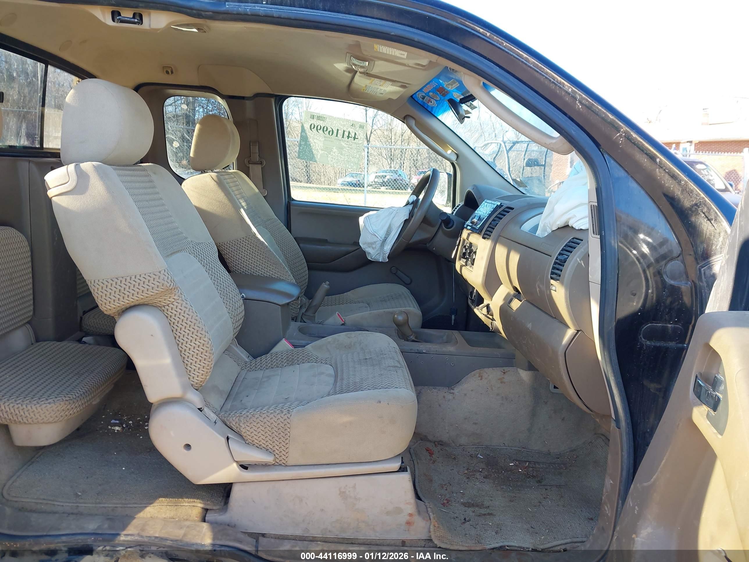 NISSAN FRONTIER image 5