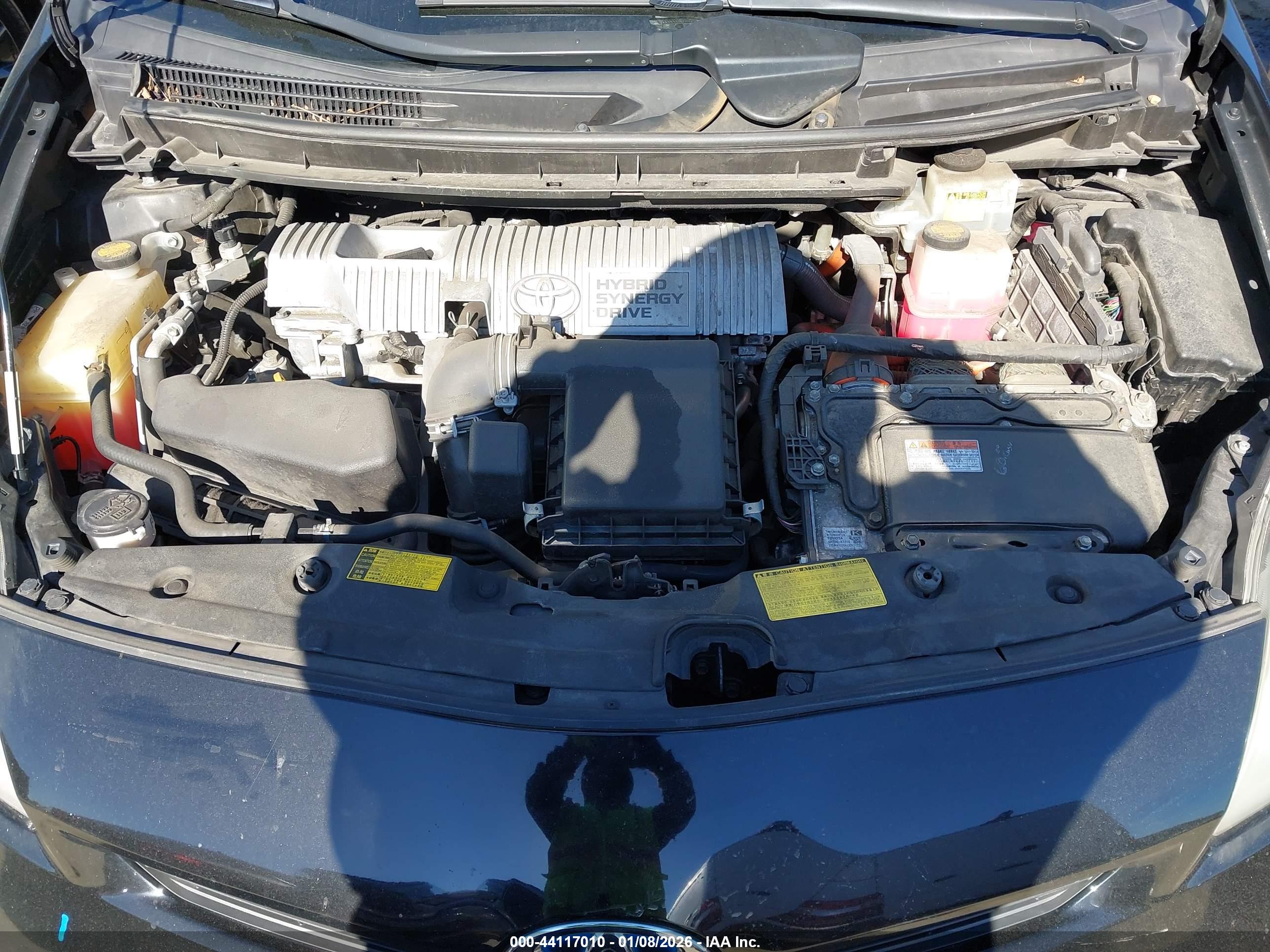 TOYOTA PRIUS image 10