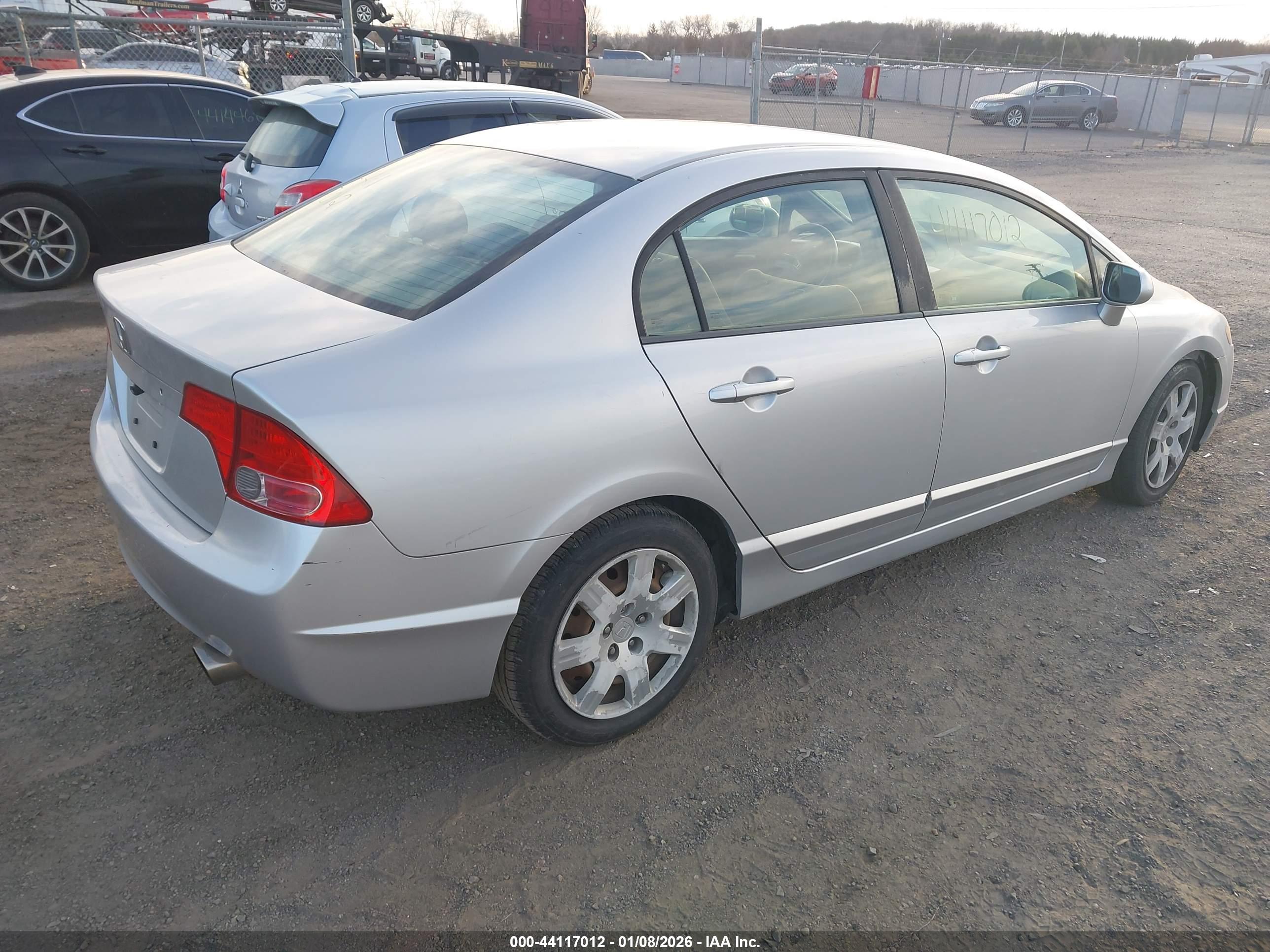 HONDA CIVIC image 4