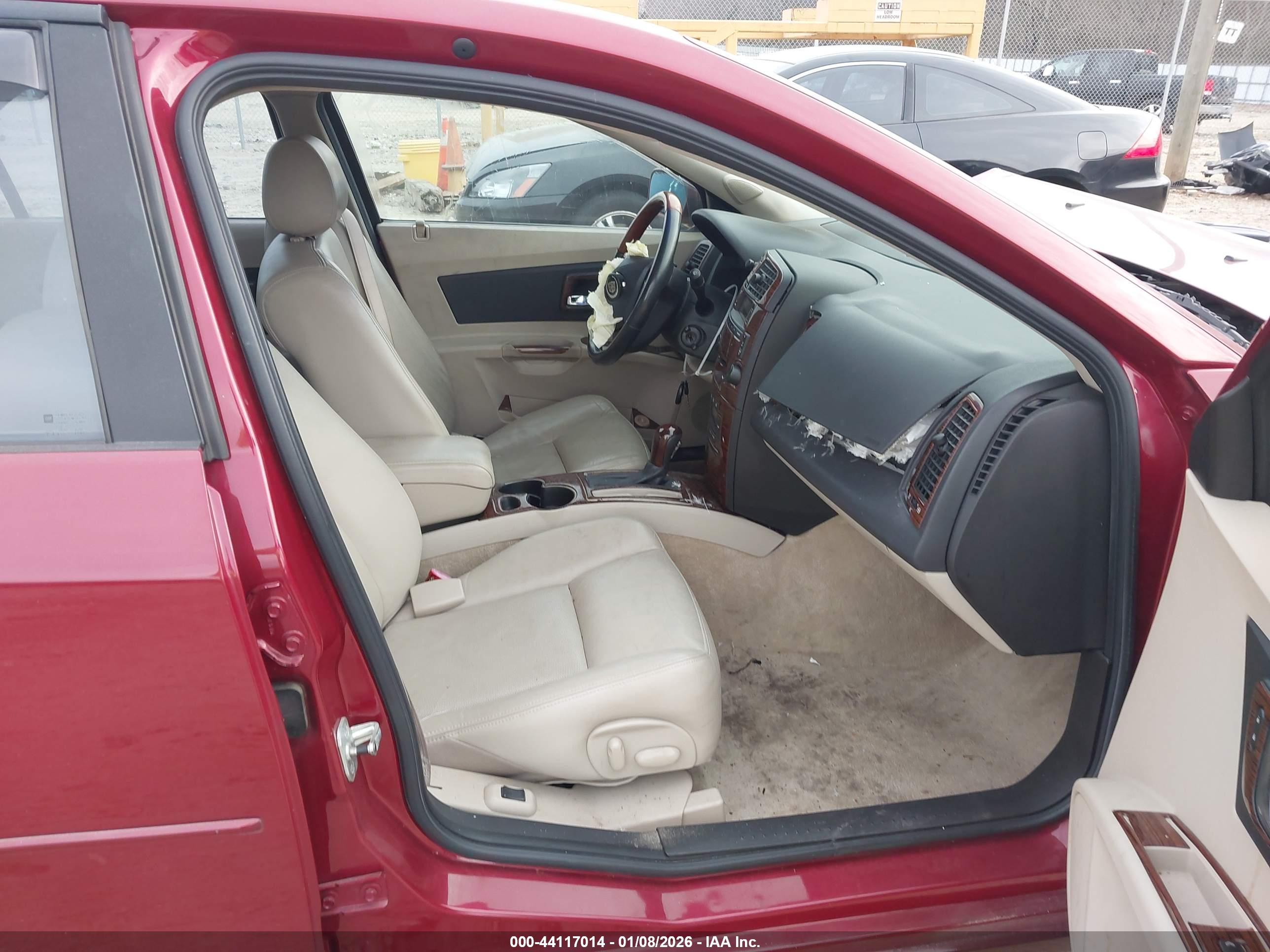 CADILLAC CTS image 5