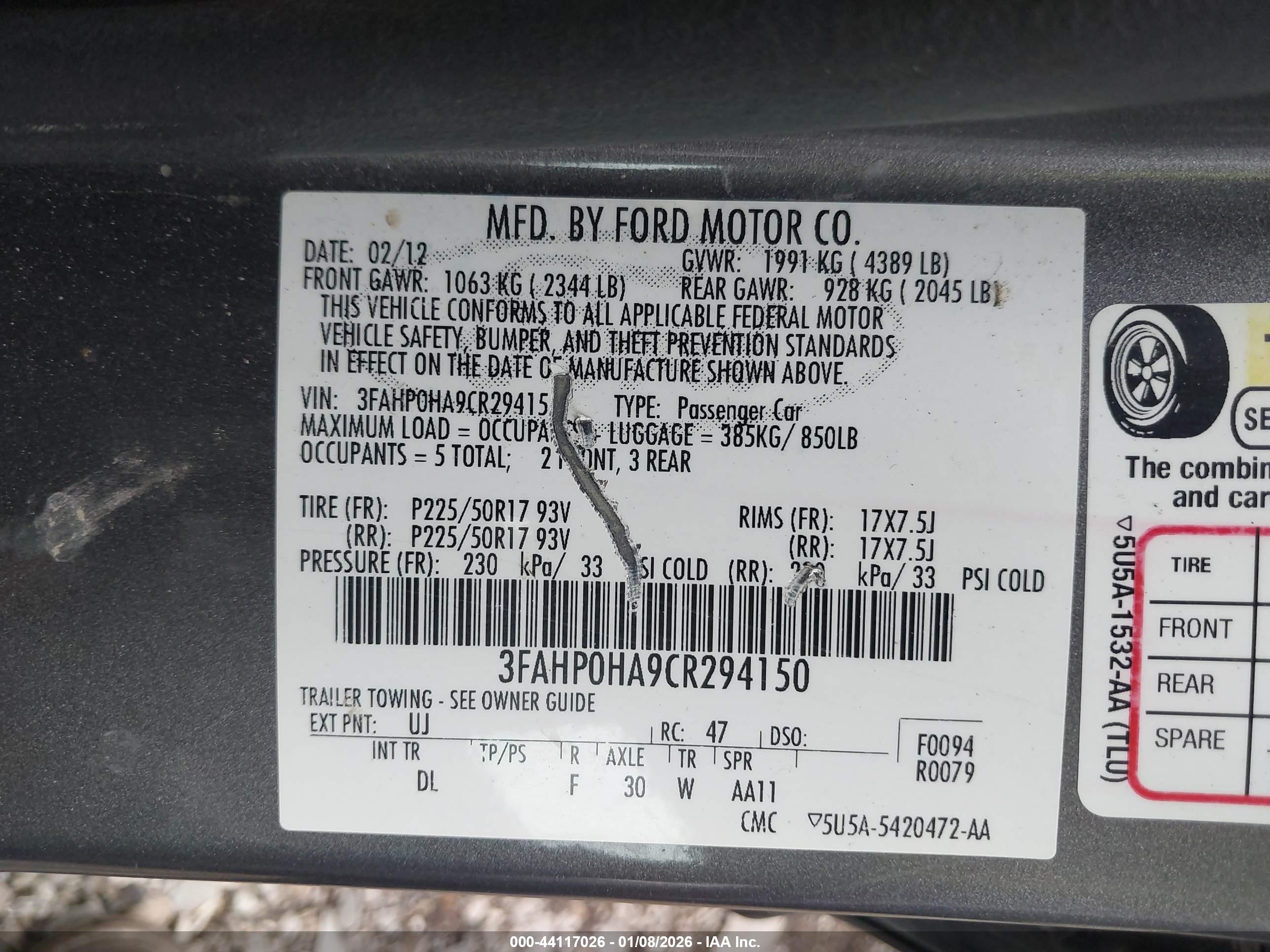 FORD FUSION image 9