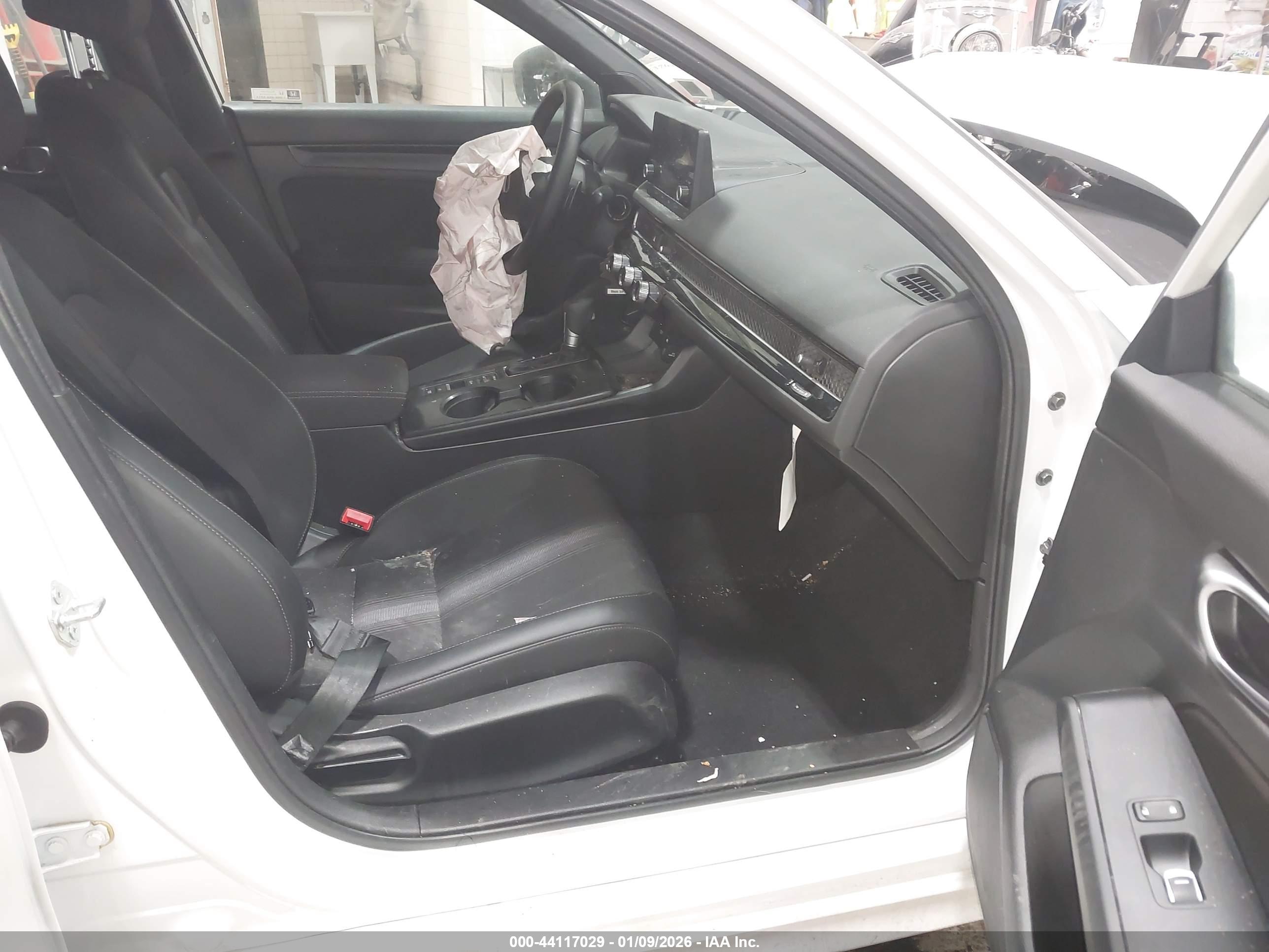 HONDA CIVIC image 5
