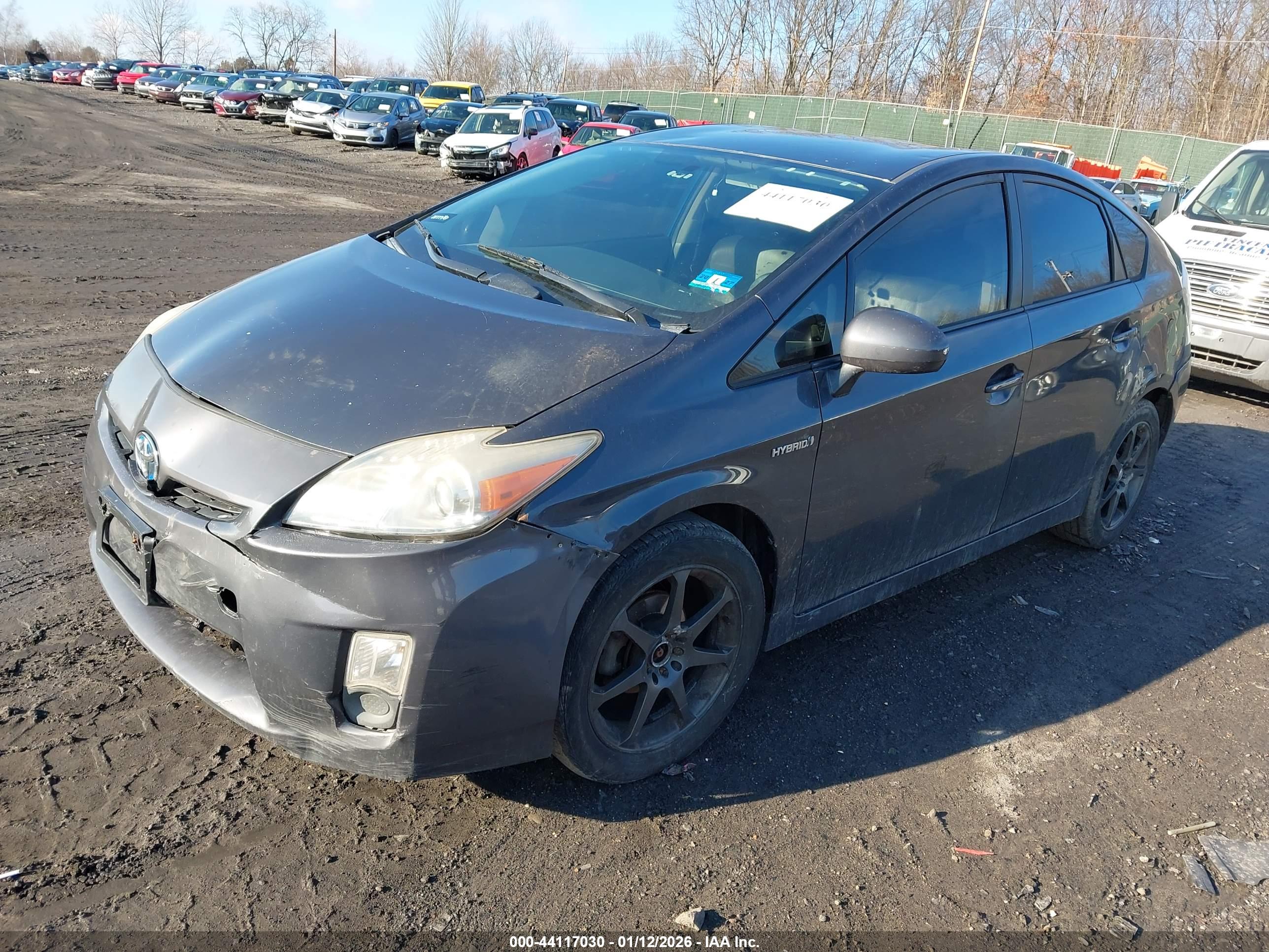 TOYOTA PRIUS image 2