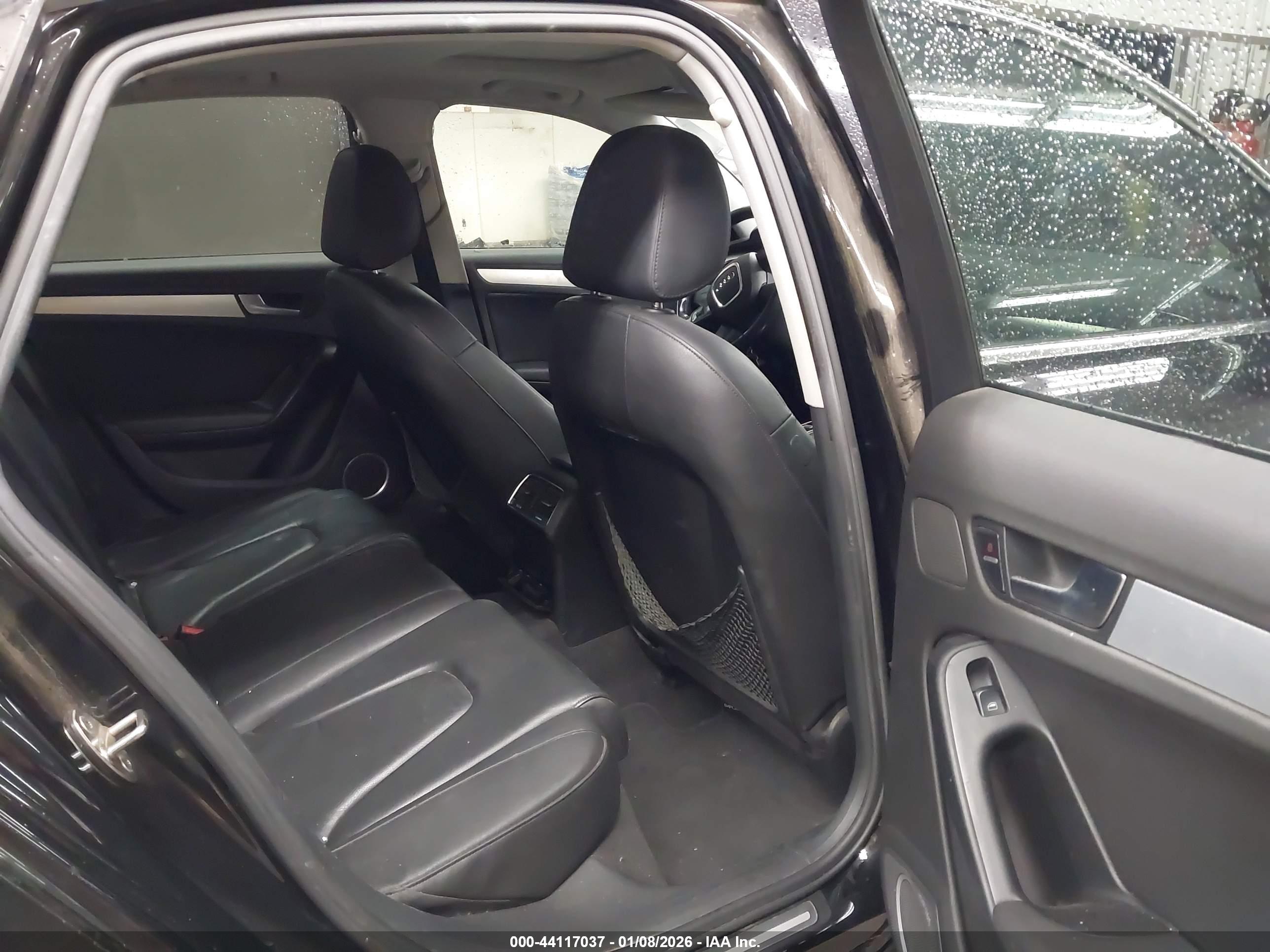 AUDI A4 image 8