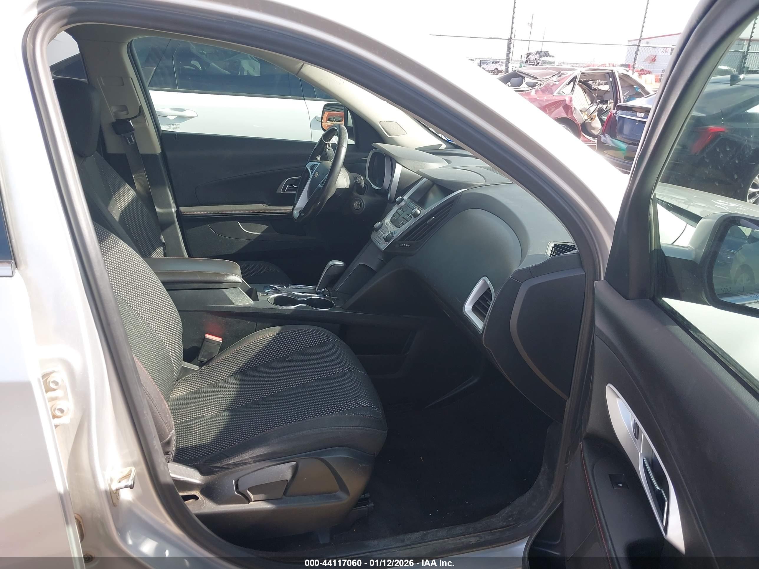 CHEVROLET EQUINOX image 5