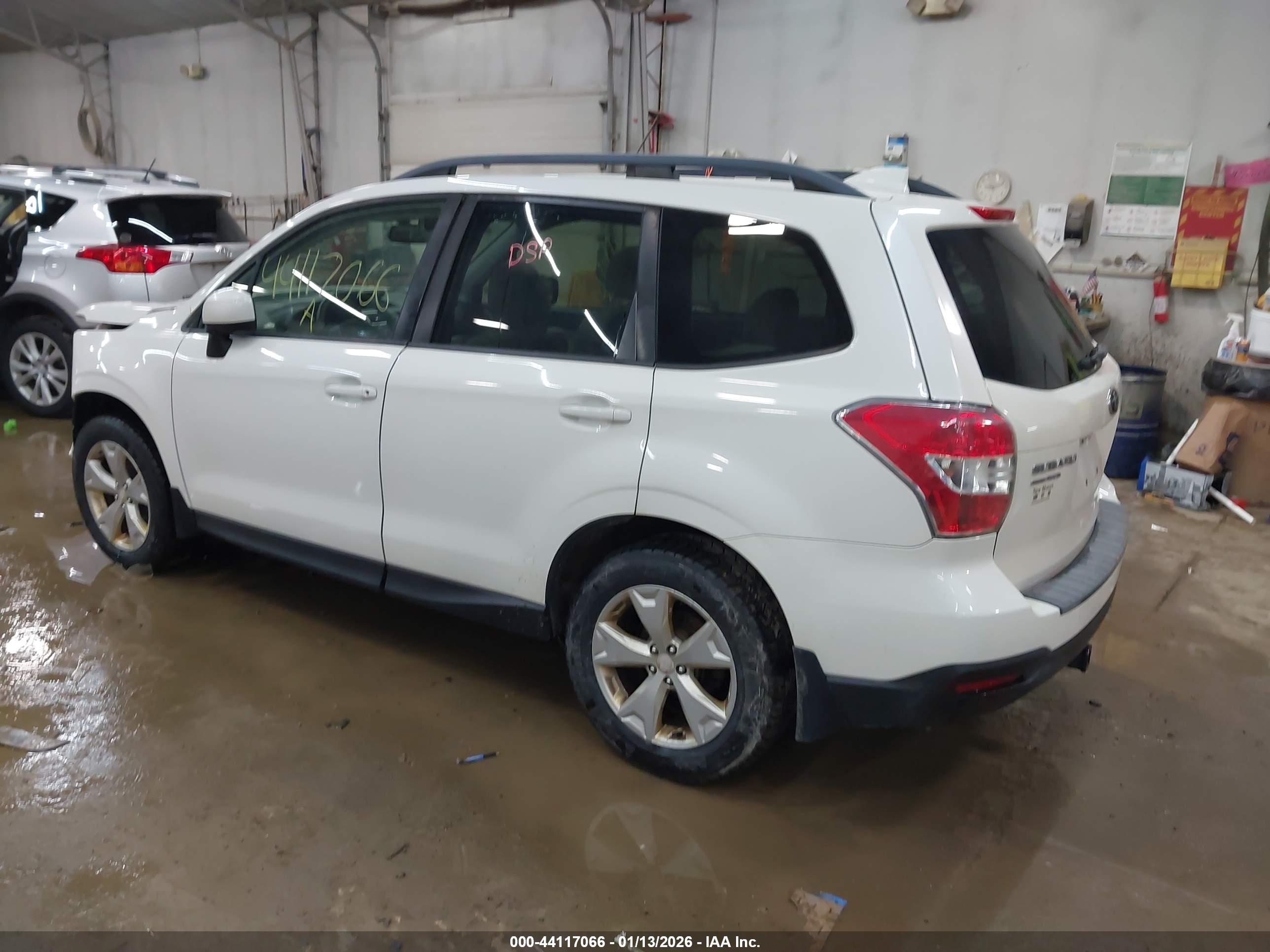 SUBARU FORESTER image 3